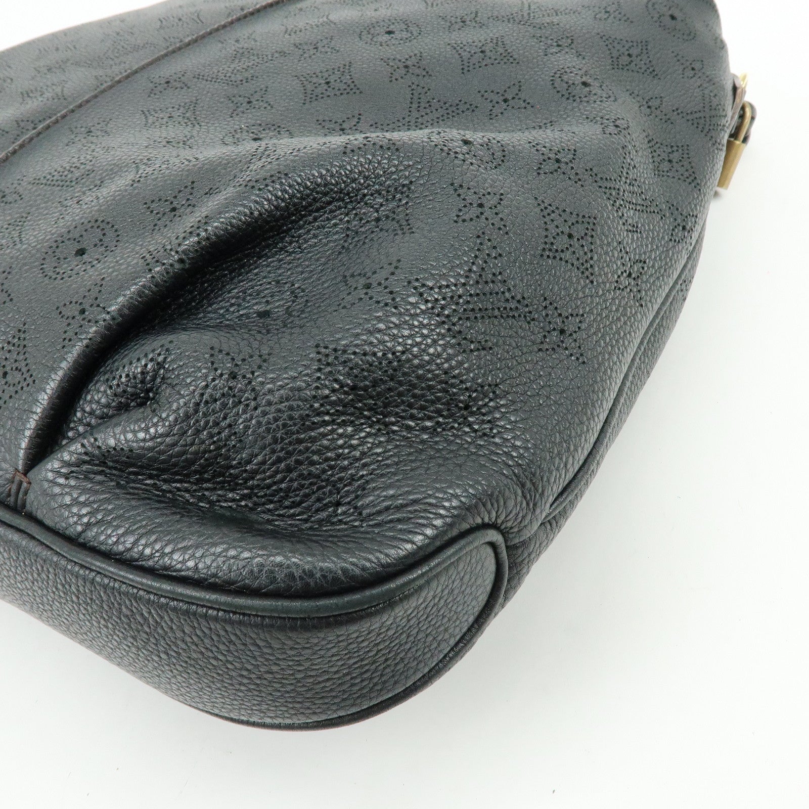 Louis Vuitton Monogram Mahina Selene MM 2Way Hand Bag Noir M93987