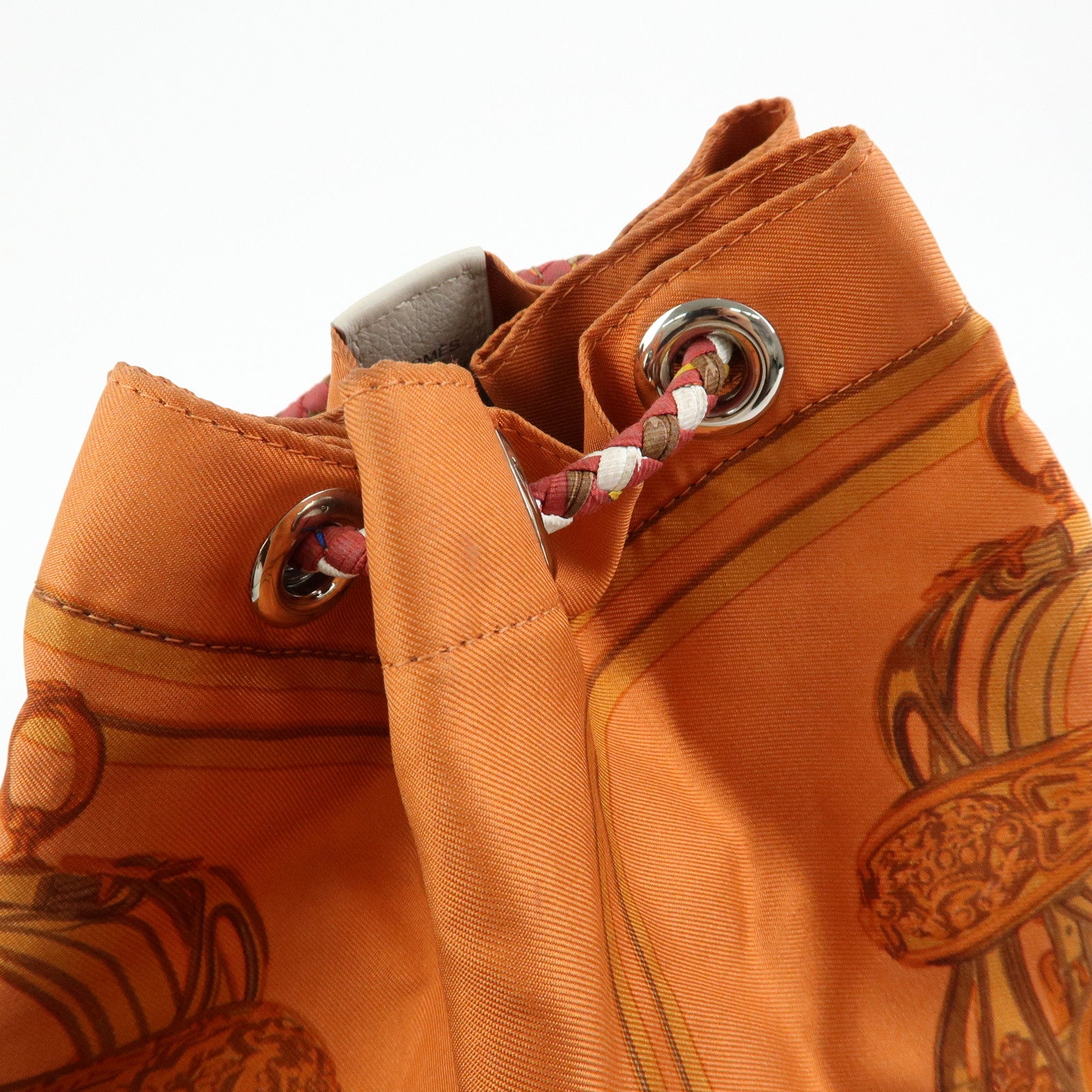 HERMES Silk Taurillon Sac SoieCool22 Shoulder Bag □O Stamped Orange
