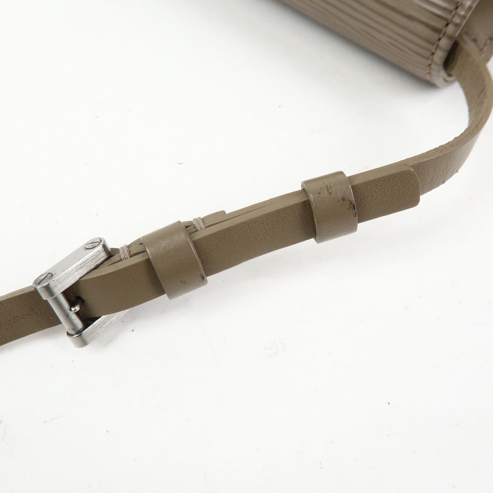 Louis Vuitton Epi Leather Biarritz PM Shoulder Bag Pepper M5293B
