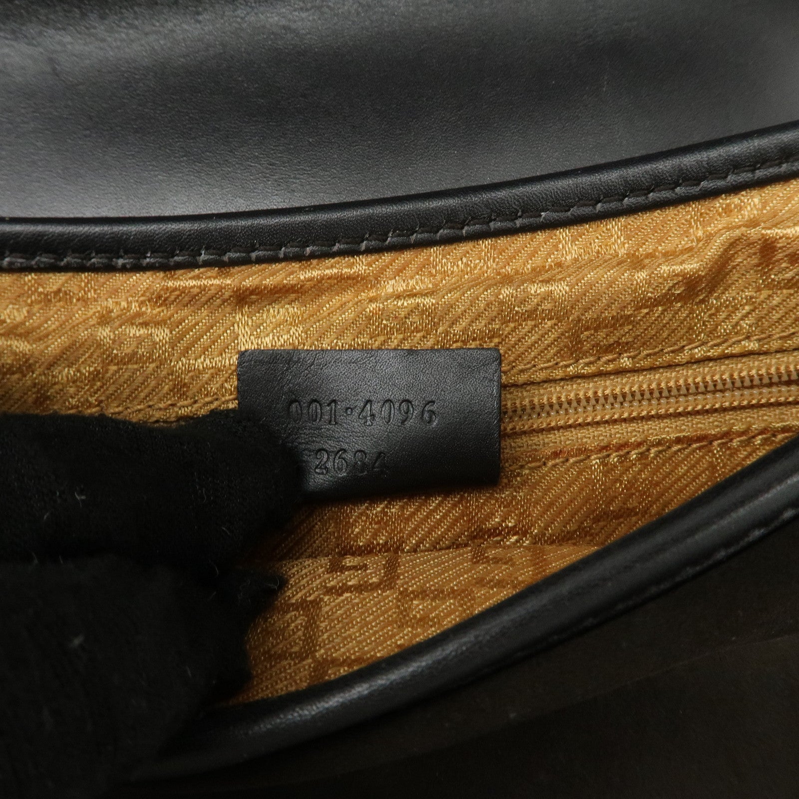 GUCCI Bamboo Leather Shoulder Bag Black Gold HDW 001.4096 Used