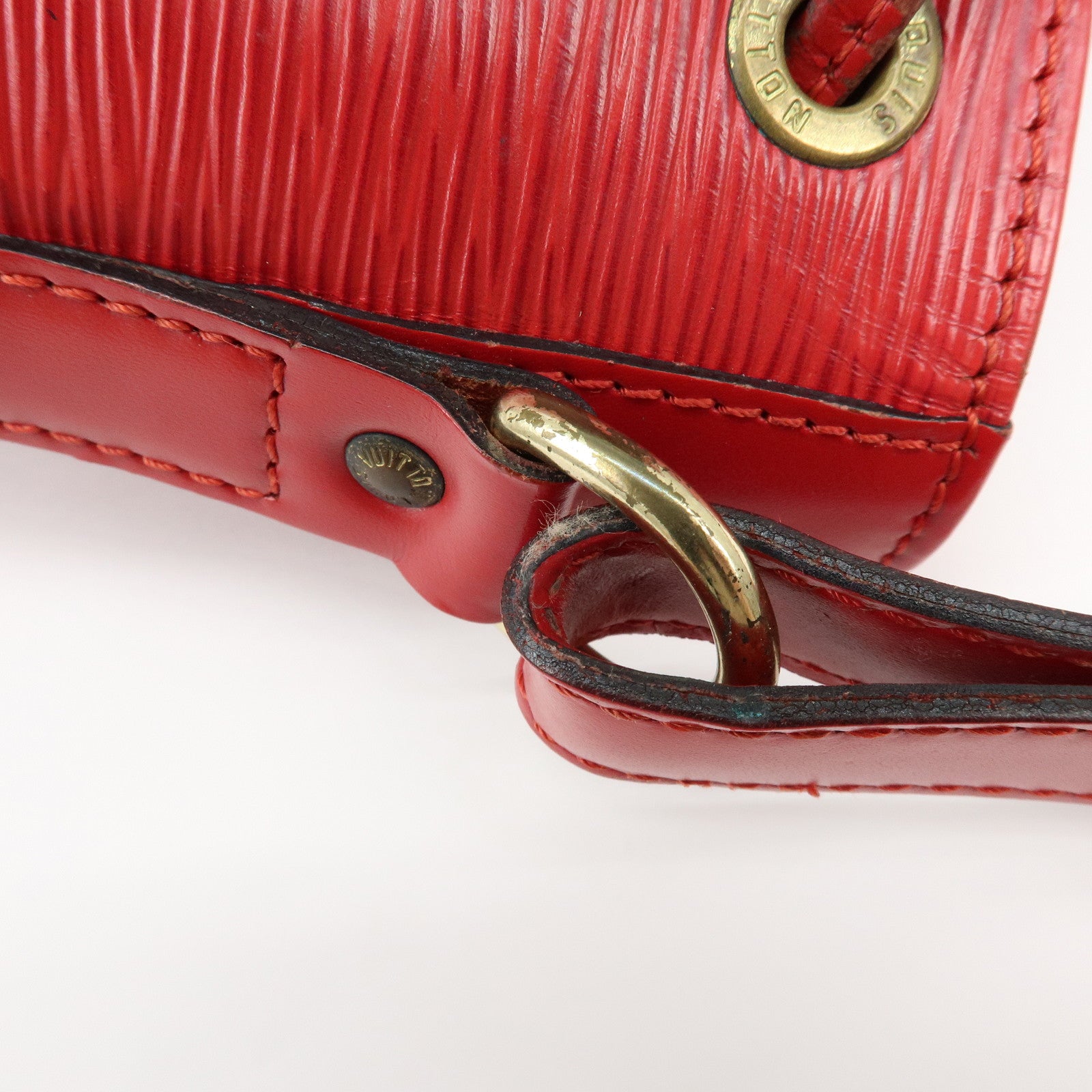 Louis Vuitton Epi Petit Noe Shoulder Bag Castilian Red M44107