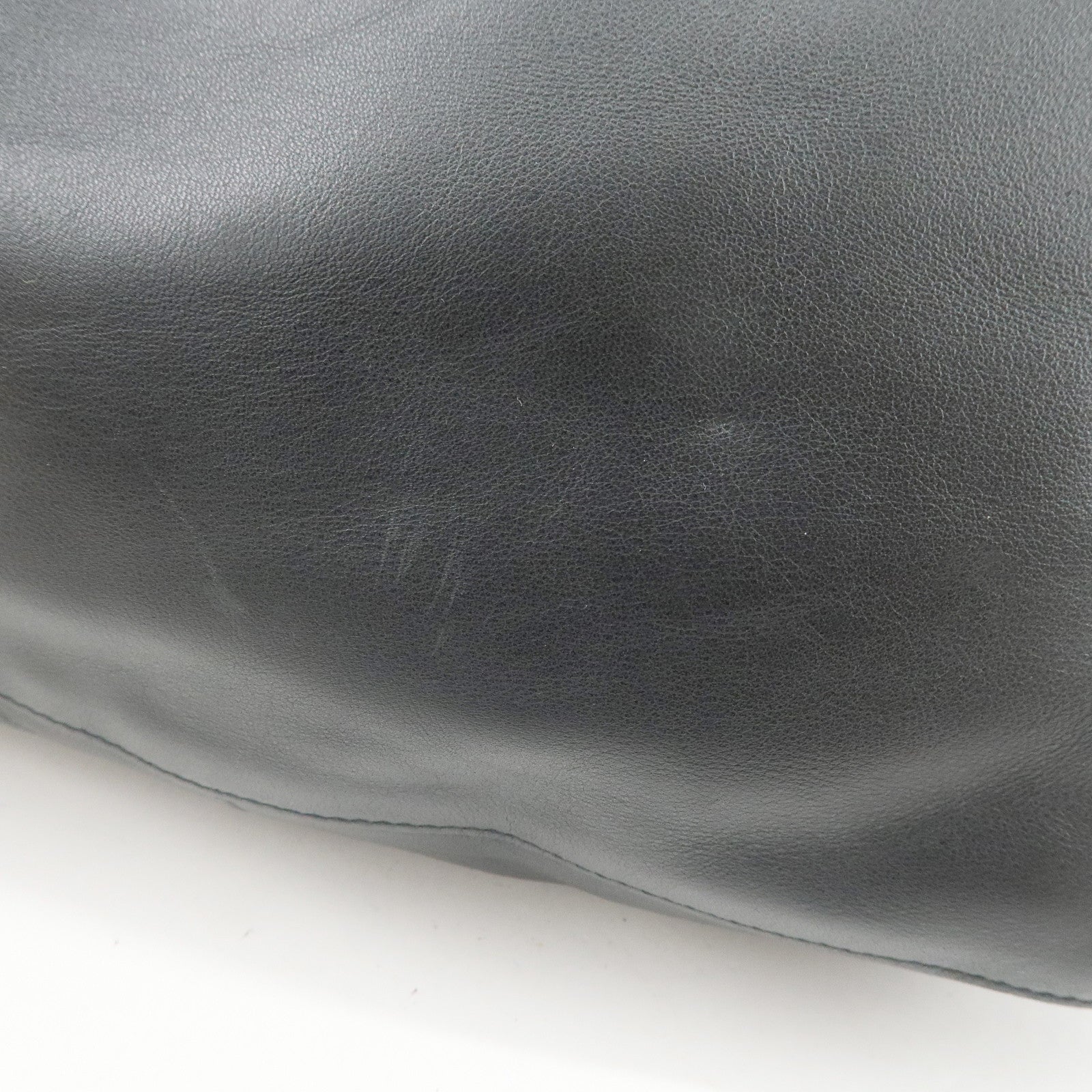 GUCCI Logo Leather Shoulder Bag Hand Bag Black 001・3748