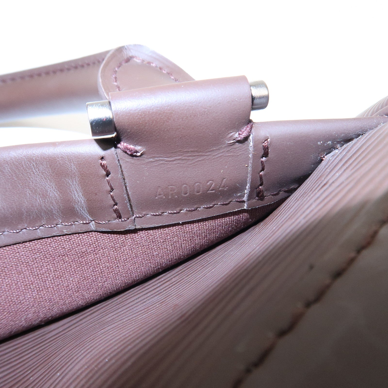 Louis Vuitton Epi Leather Dhanura Hand Bag Mocha M5891D
