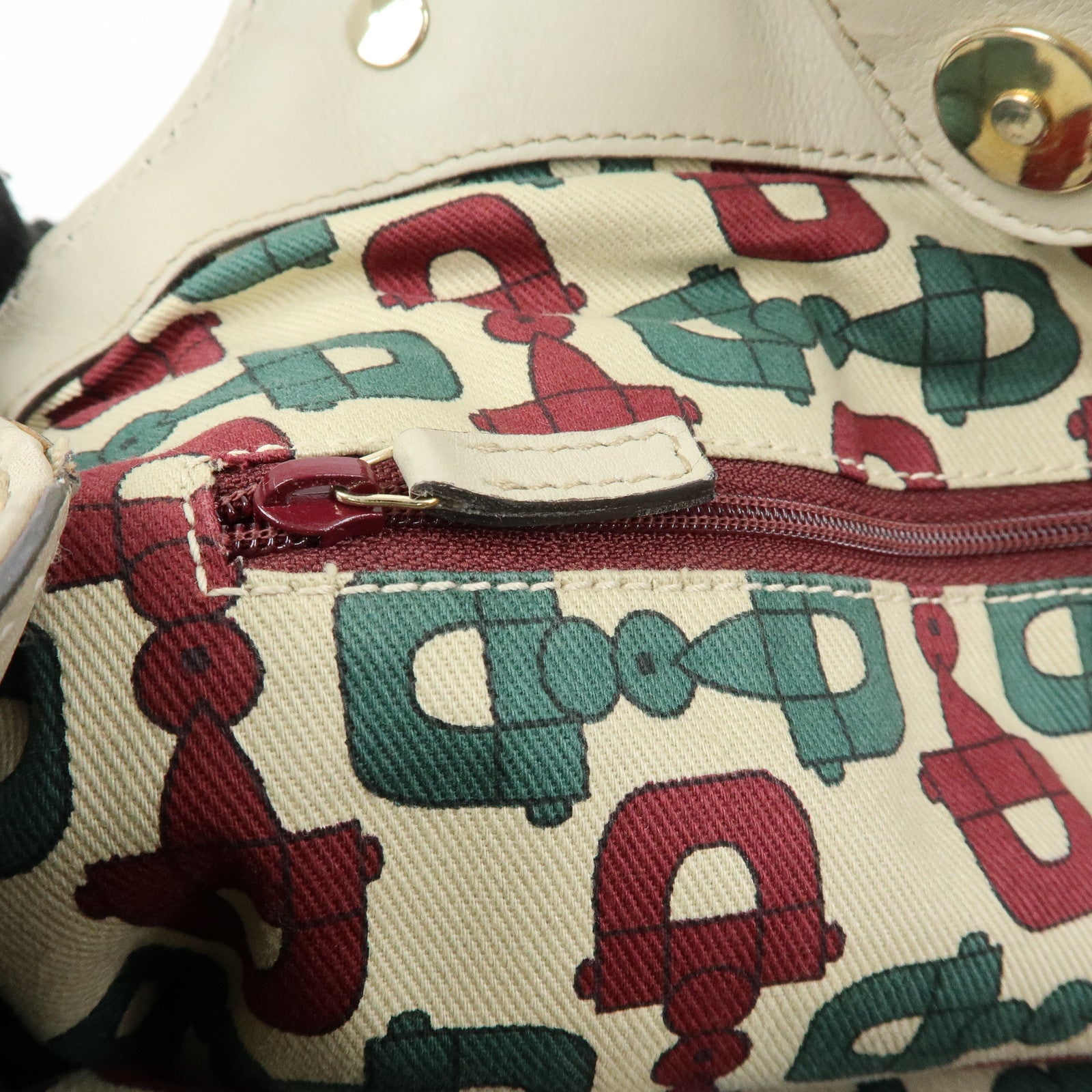 GUCCI Sukey Interlocking G Guccissima Leather Hand Bag Ivory 211944