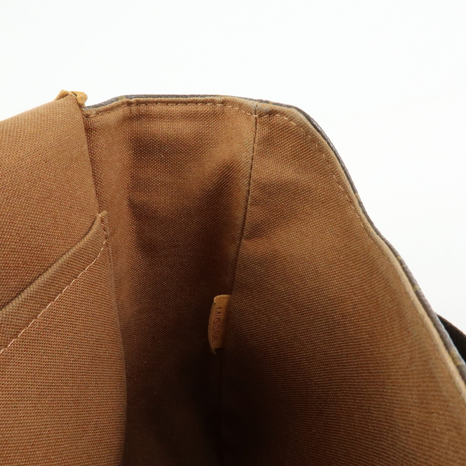 Louis Vuitton Monogram Messenger Bosphore PM Shoulder Bag M40106