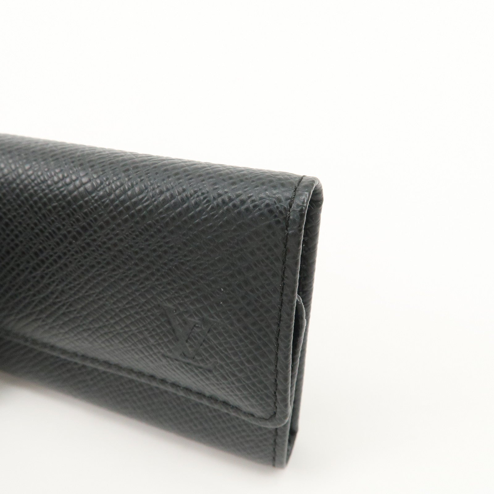 Louis Vuitton Taiga Multicles 6 Key Case Holder Ardoise M30532