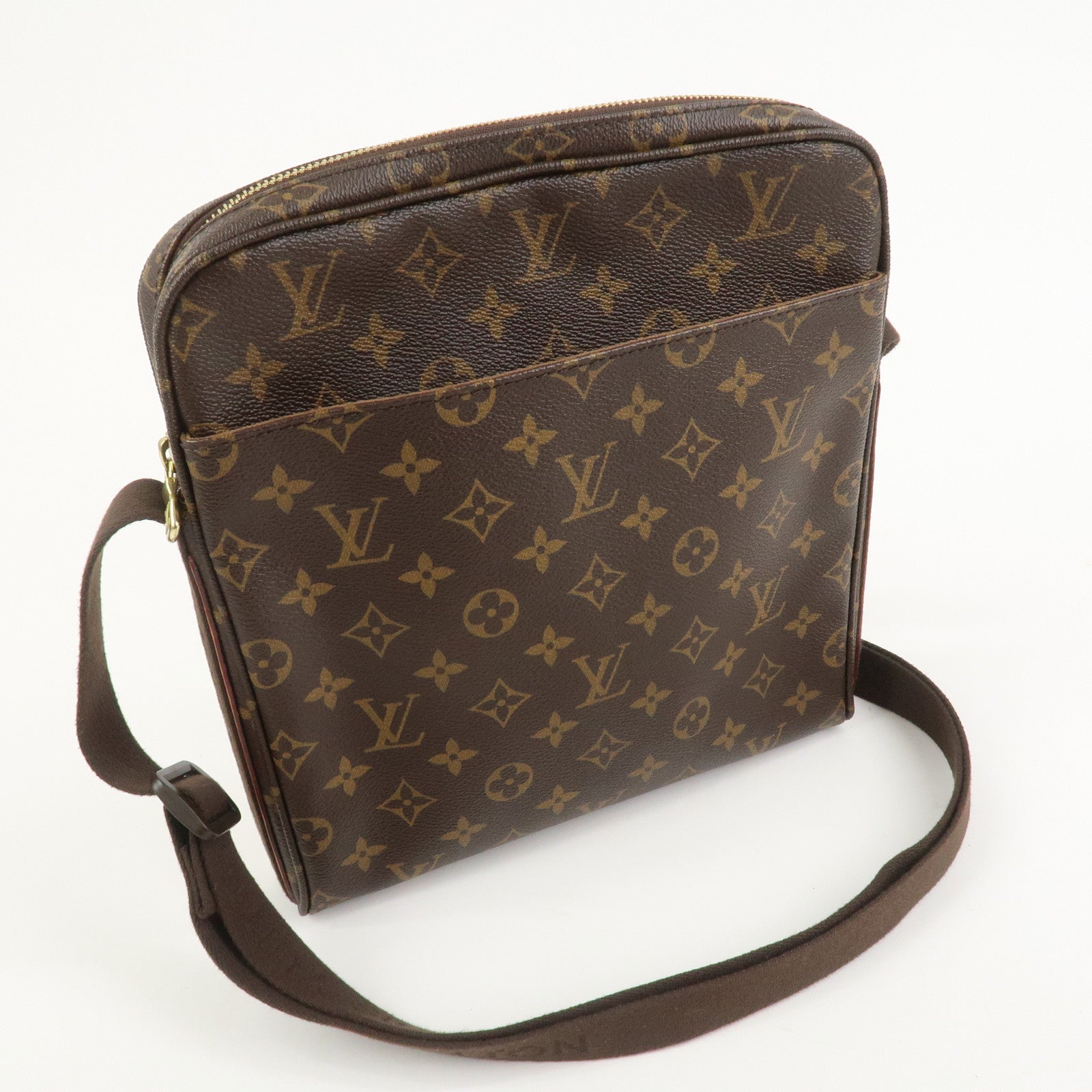 Louis Vuitton Monogram Trotteur Beaubourg Shoulder Bag Brown M97037