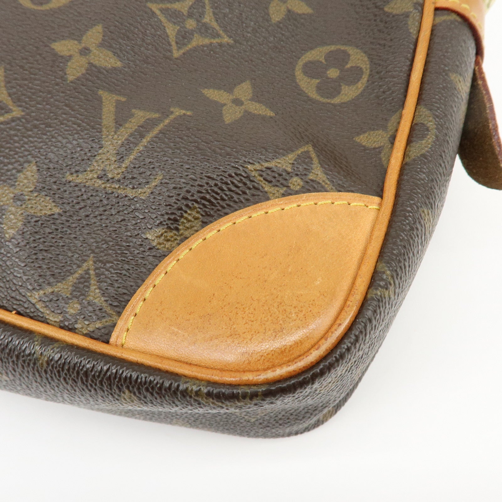 Louis Vuitton Monogram Compiegne 28 Pouch Clutch Bag Brown M51845