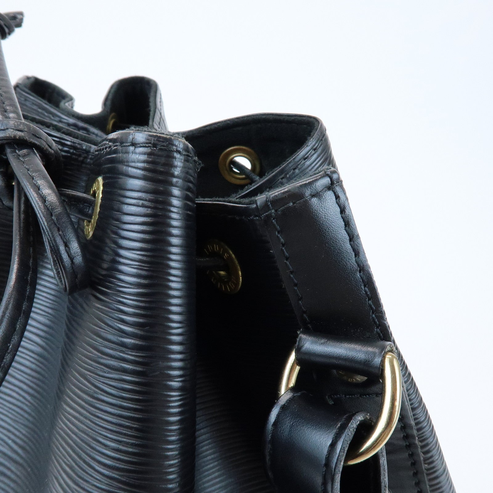 Louis Vuitton Epi Noe Shoulder Bag Hand Bag Noir Black M59002