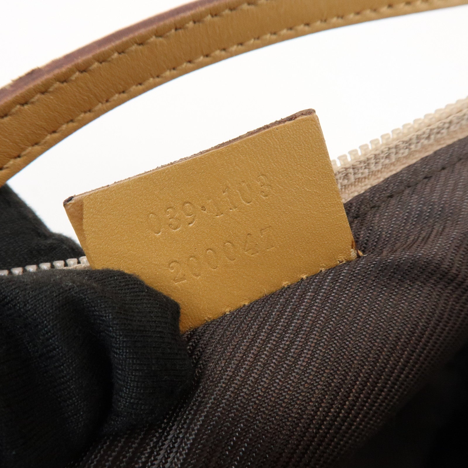 GUCCI Boat Bag GG Canvas Leather Accessory Pouch Hand Bag 039・1103