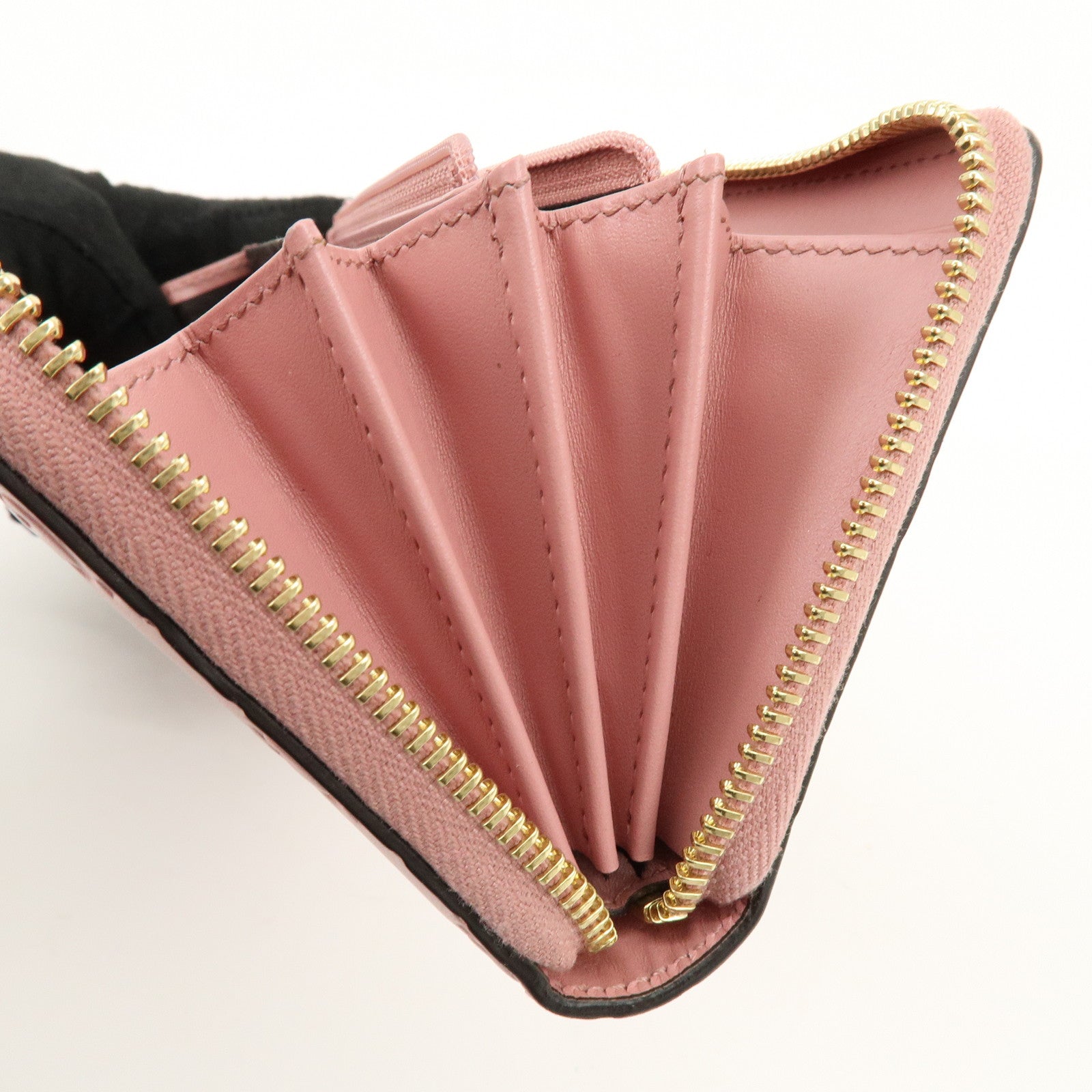 GUCCI Guccissima Leather Icon Zip Around Long Wallet Pink 410102