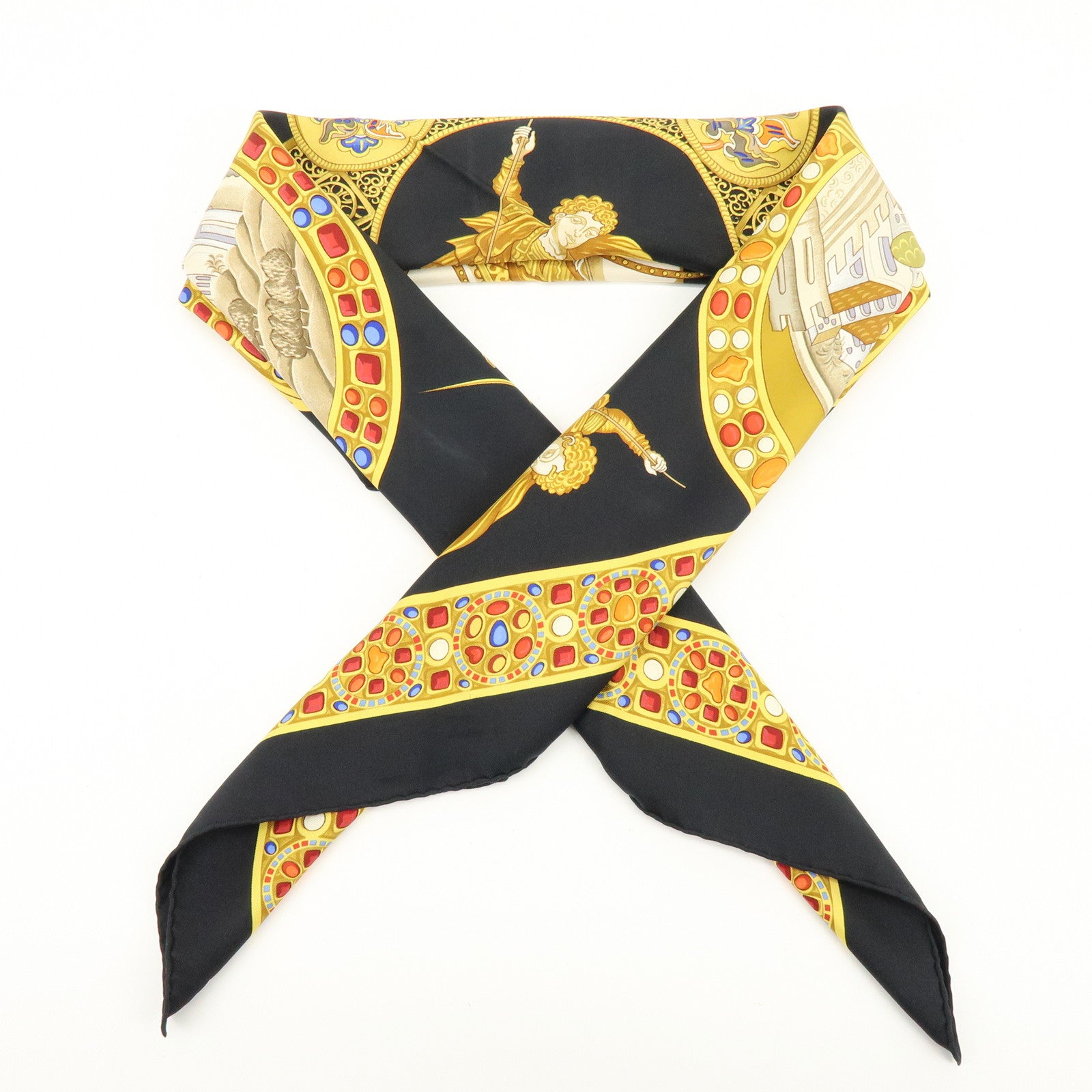 HERMES Carre 90 Silk 100% LE TRIOMPHE DU PALADIN Black Gold
