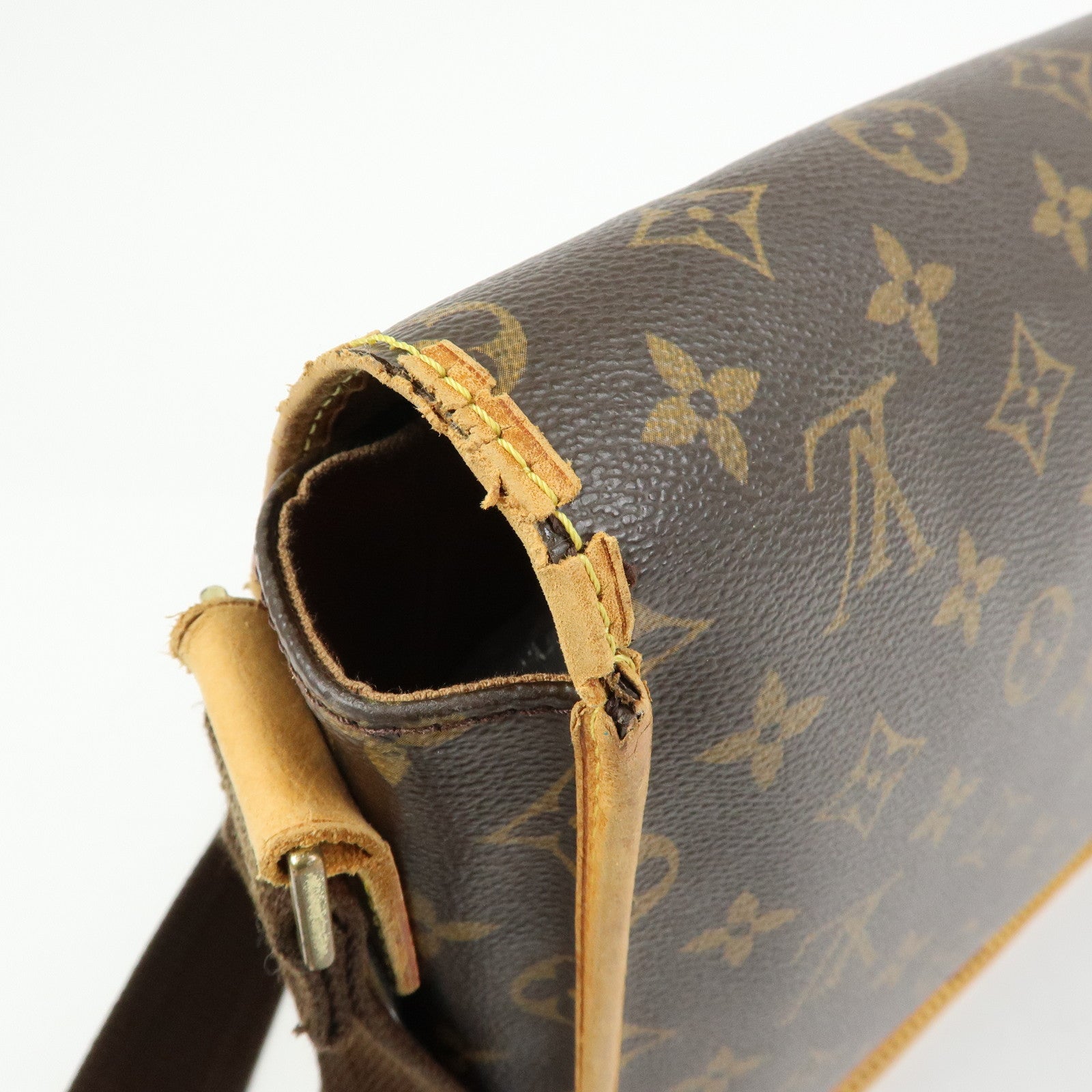 Louis Vuitton Monogram Messenger Bosphore PM Shoulder Bag M40106