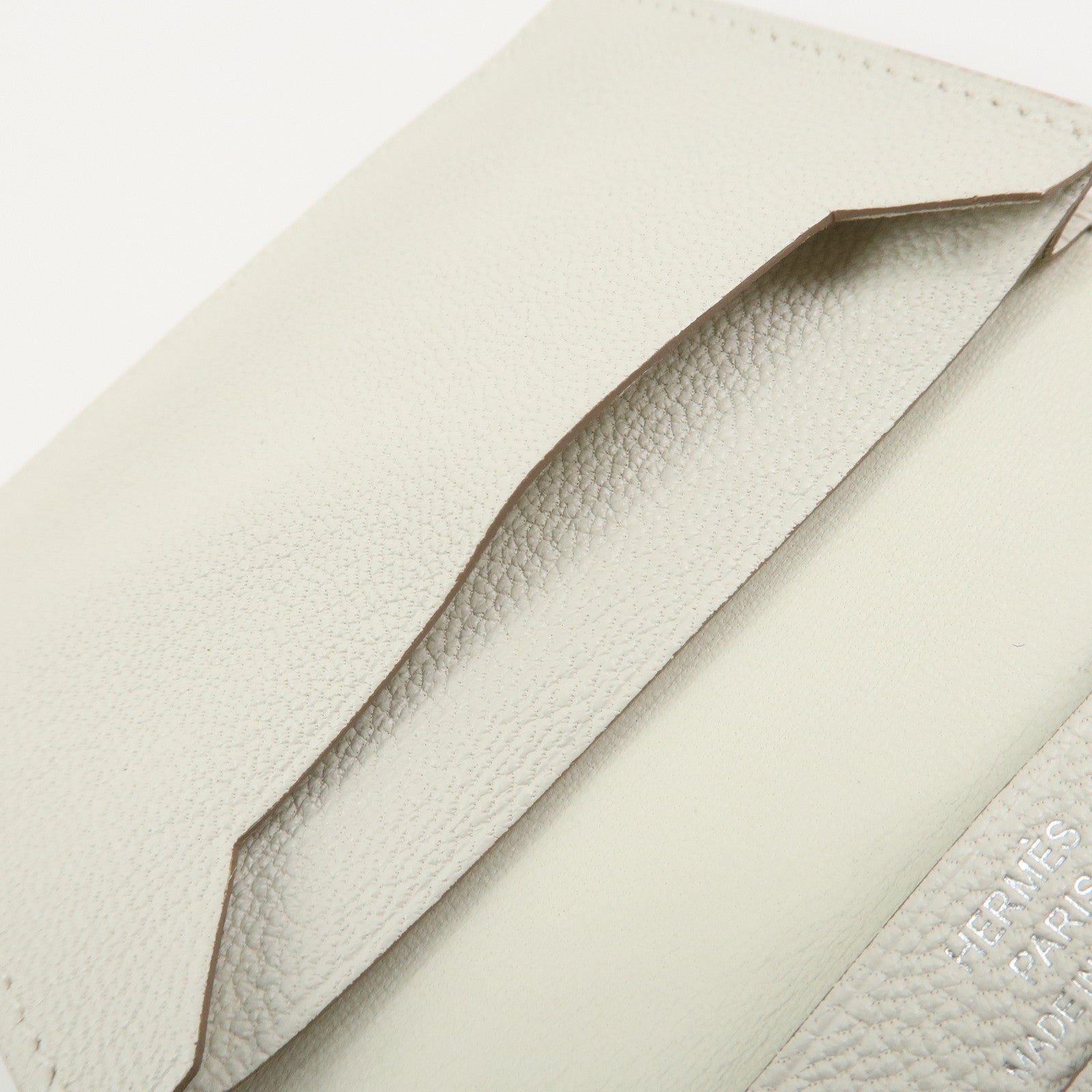 HERMES Bearn Chevre B Stamped Card Case Card Holder Craie