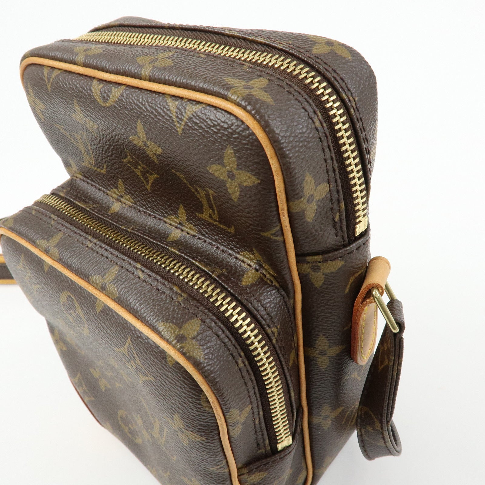Louis Vuitton Monogram Amazone Shoulder Bag Crossbody Bag M45236