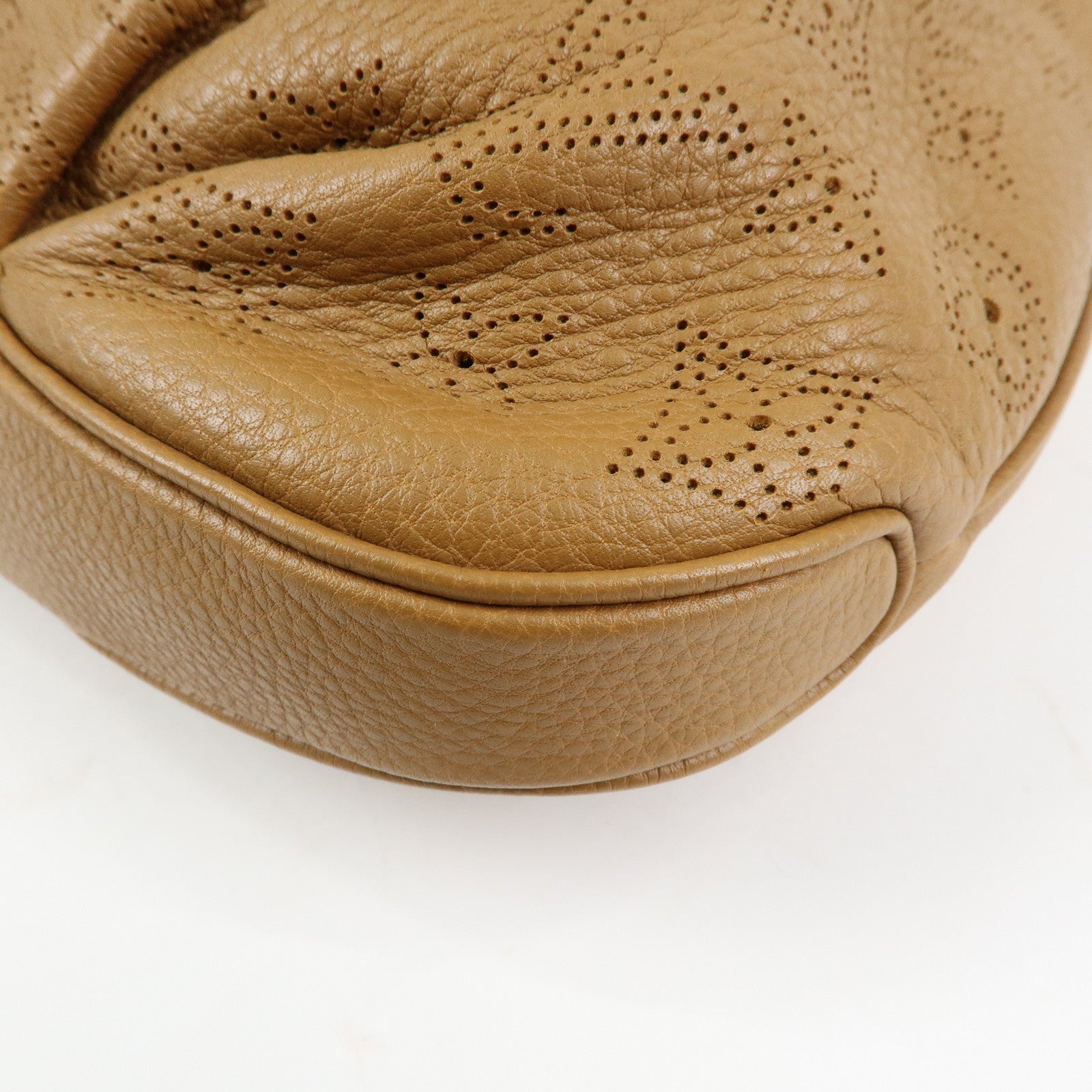 Louis Vuitton Monogram Mahina Selene MM Shoulder Bag Caramel M94214