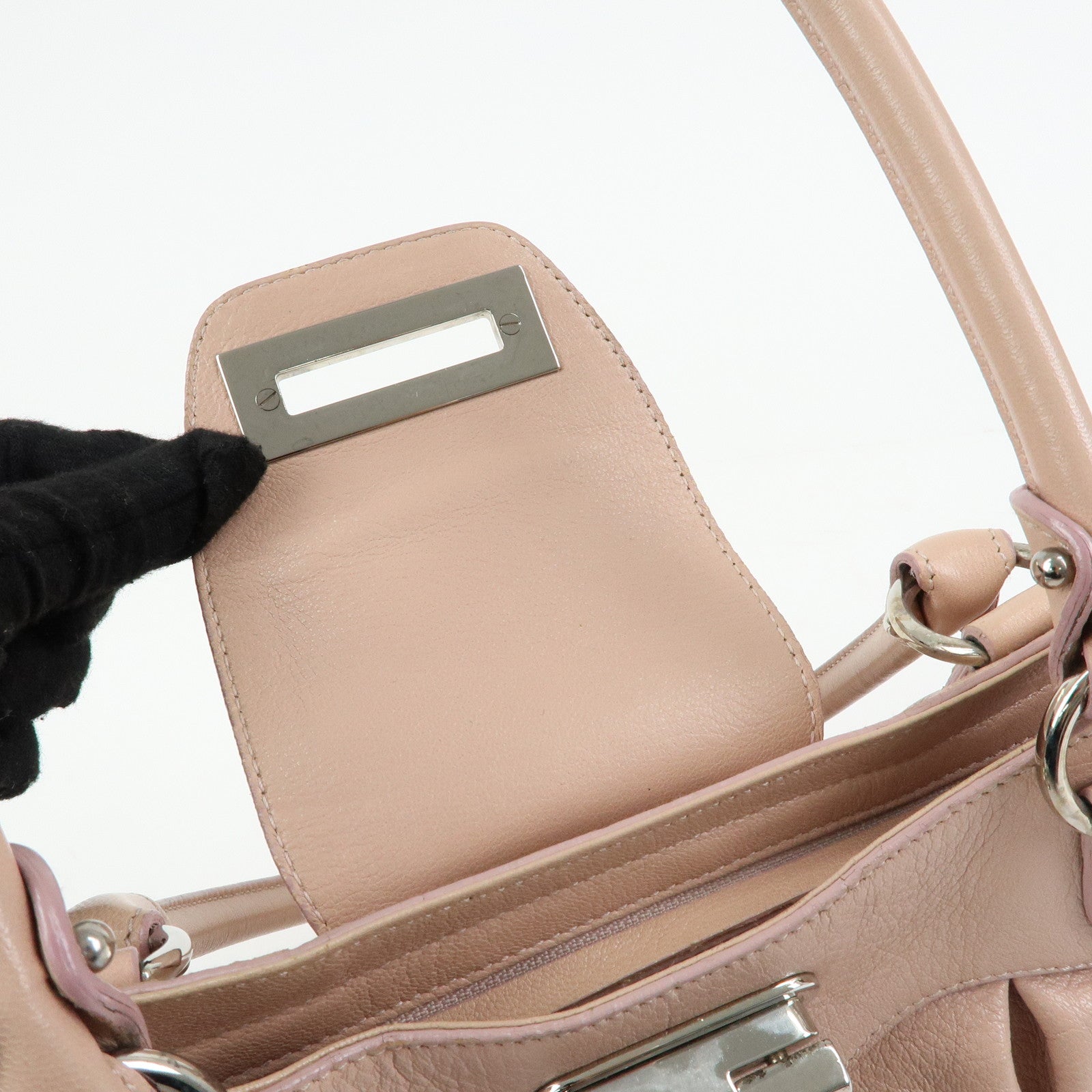 Ferragamo Gancini Leather Shoulder Bag Hand Bag Pink