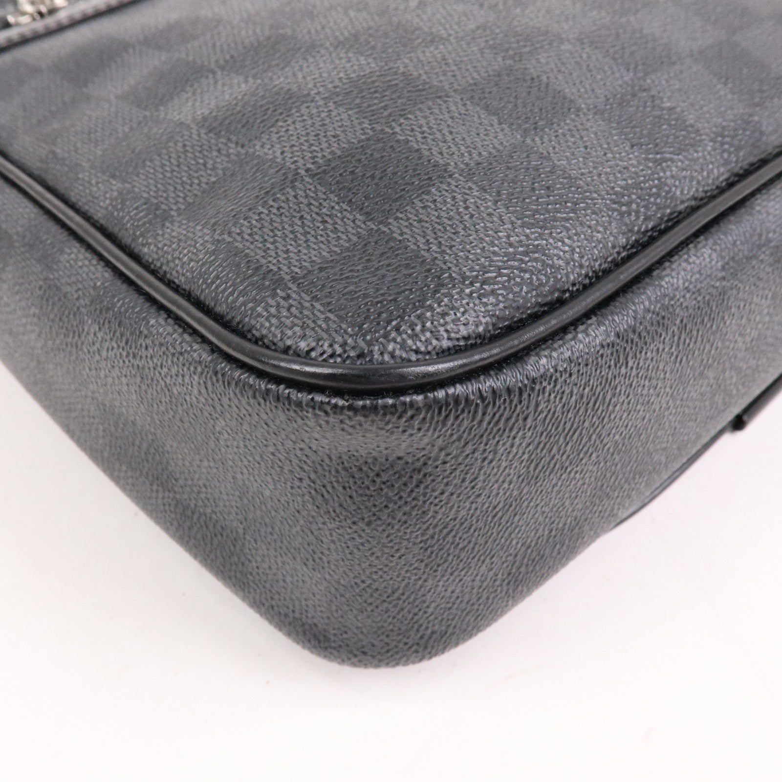 Louis Vuitton Damier Graphite Daniel MM Shoulder Bag N58029