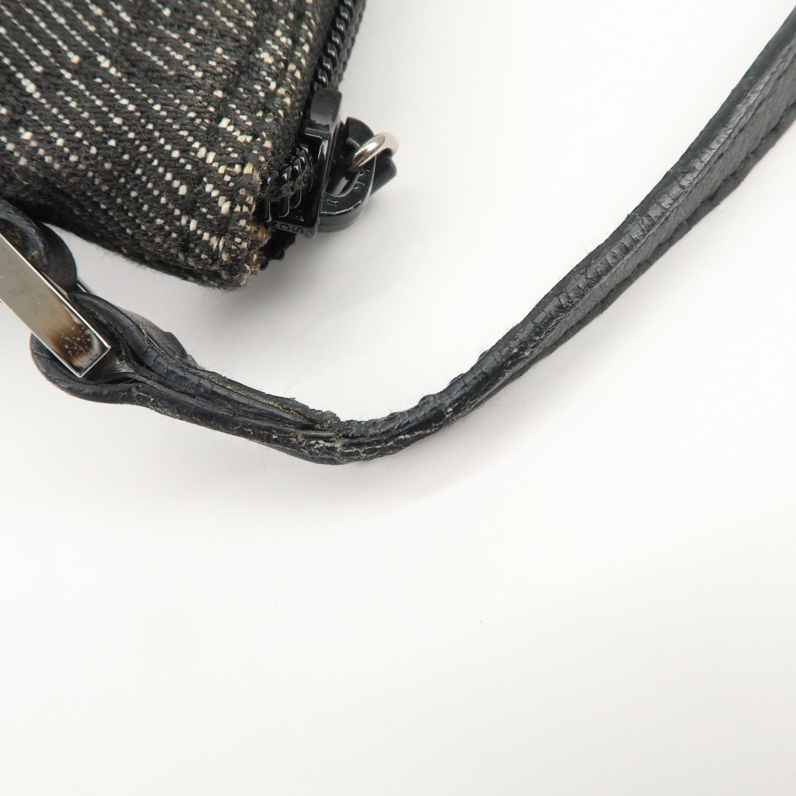 GUCCI Boat Bag GG Canvas Leather Accessory Poach Hand Bag 07198