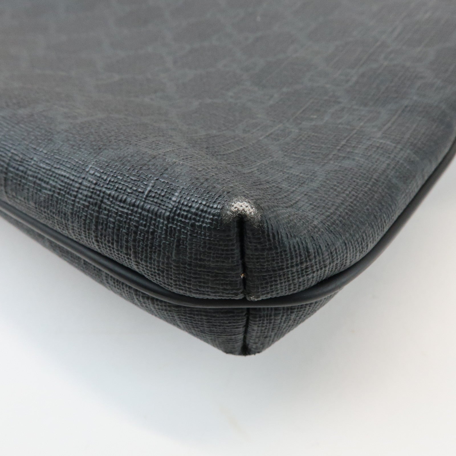 GUCCI GG Supreme PVC Leather Shoulder Crossbody Bag Black 387514