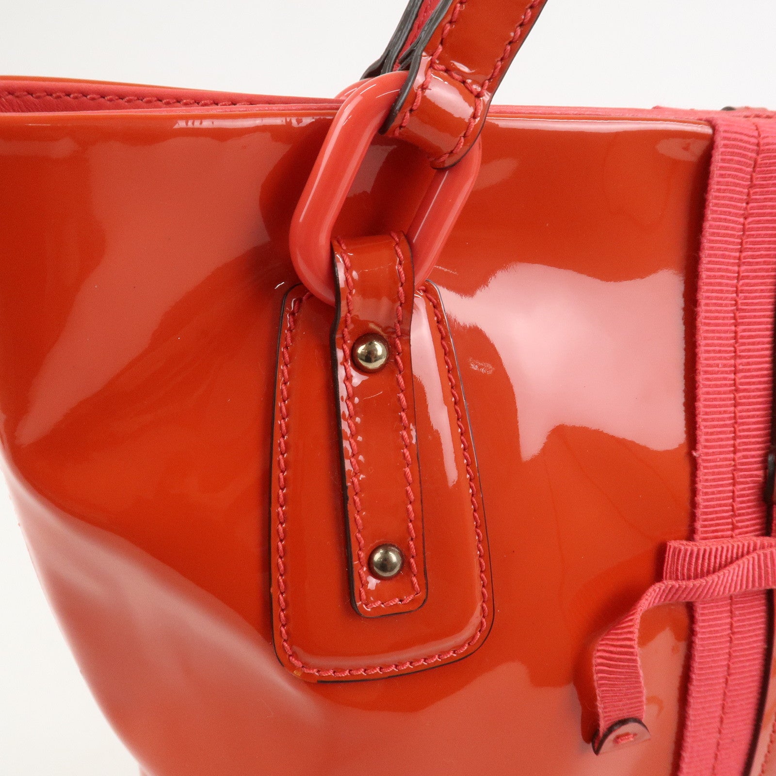 Ferragamo Vara Patent Leather Shoulder Bag Orange