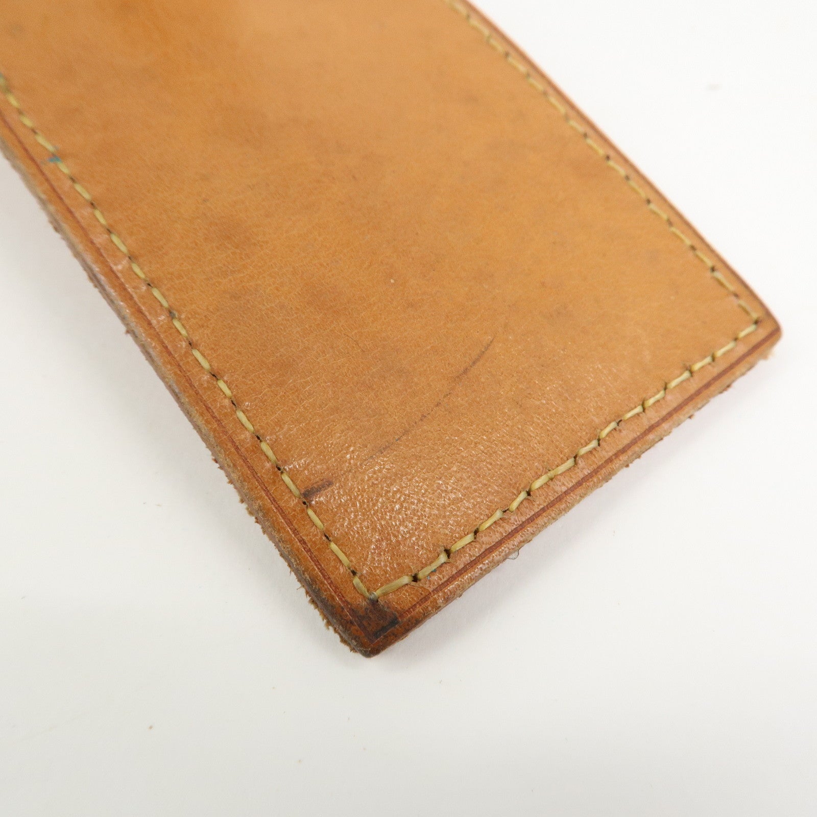 Louis Vuitton Set Of 20 Leather Name Tag & Poignet