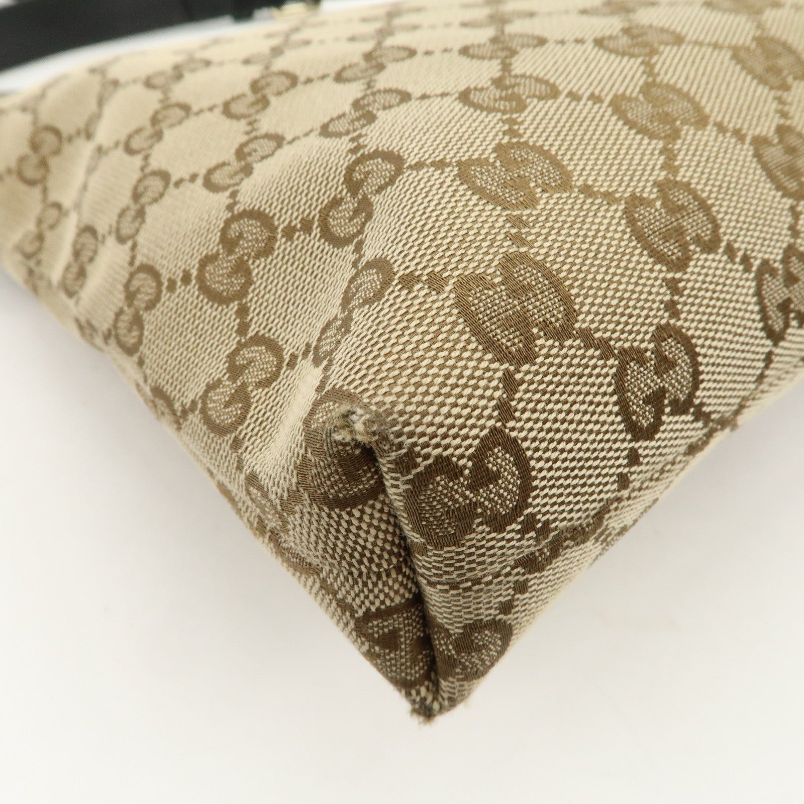 GUCCI Sherry GG Canvas Leather Shoulder Bag Beige Black 388926