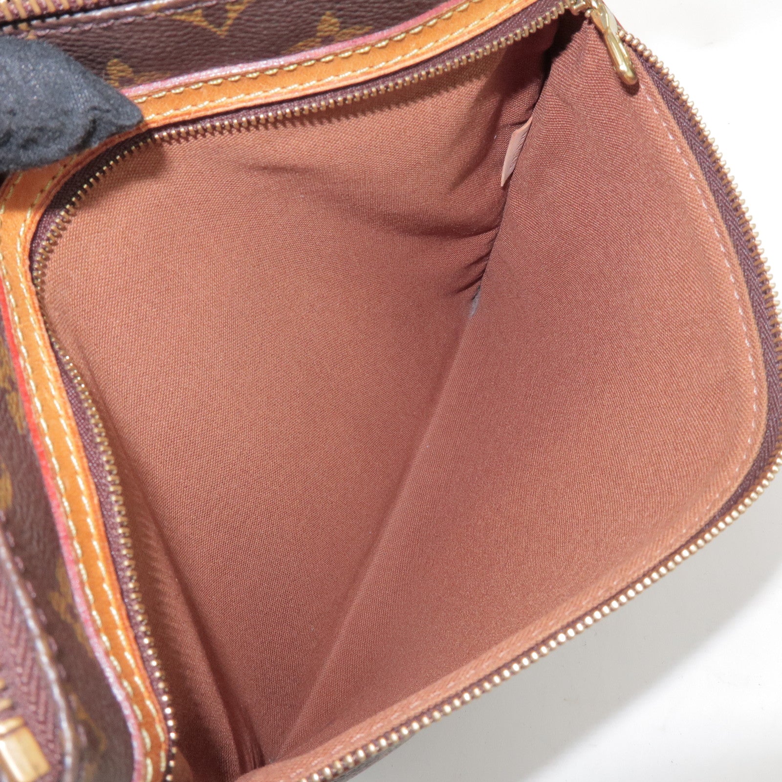 Louis Vuitton Monogram Pochette Bosphore Shoulder Bag M40044