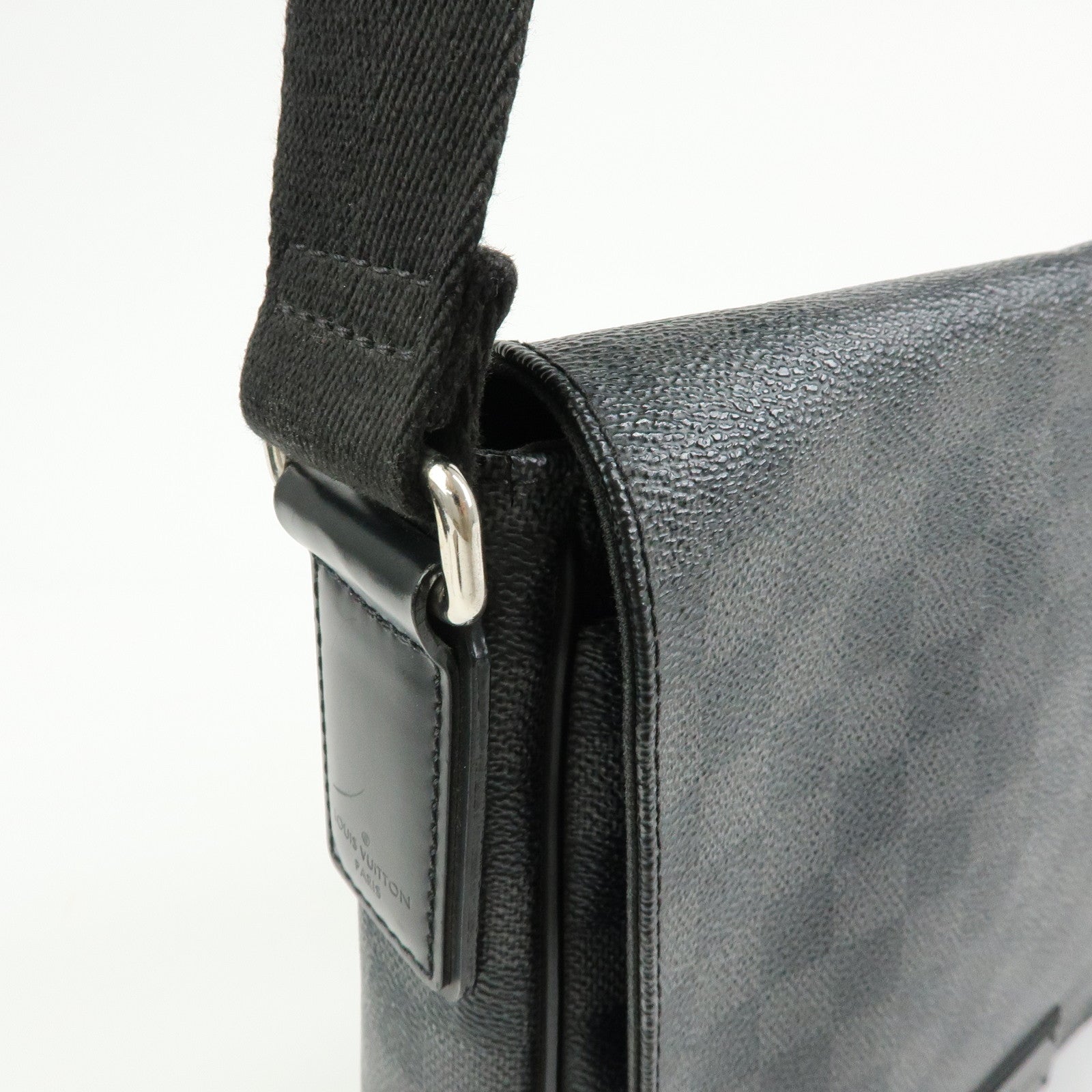 Louis Vuitton Damier Graphite District PM Shoulder Bag Noir N41260