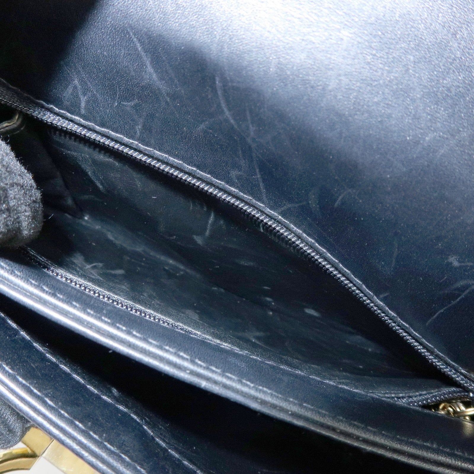 Ferragamo Gancini Leather Shoulder Bag Crossbody Bag Black