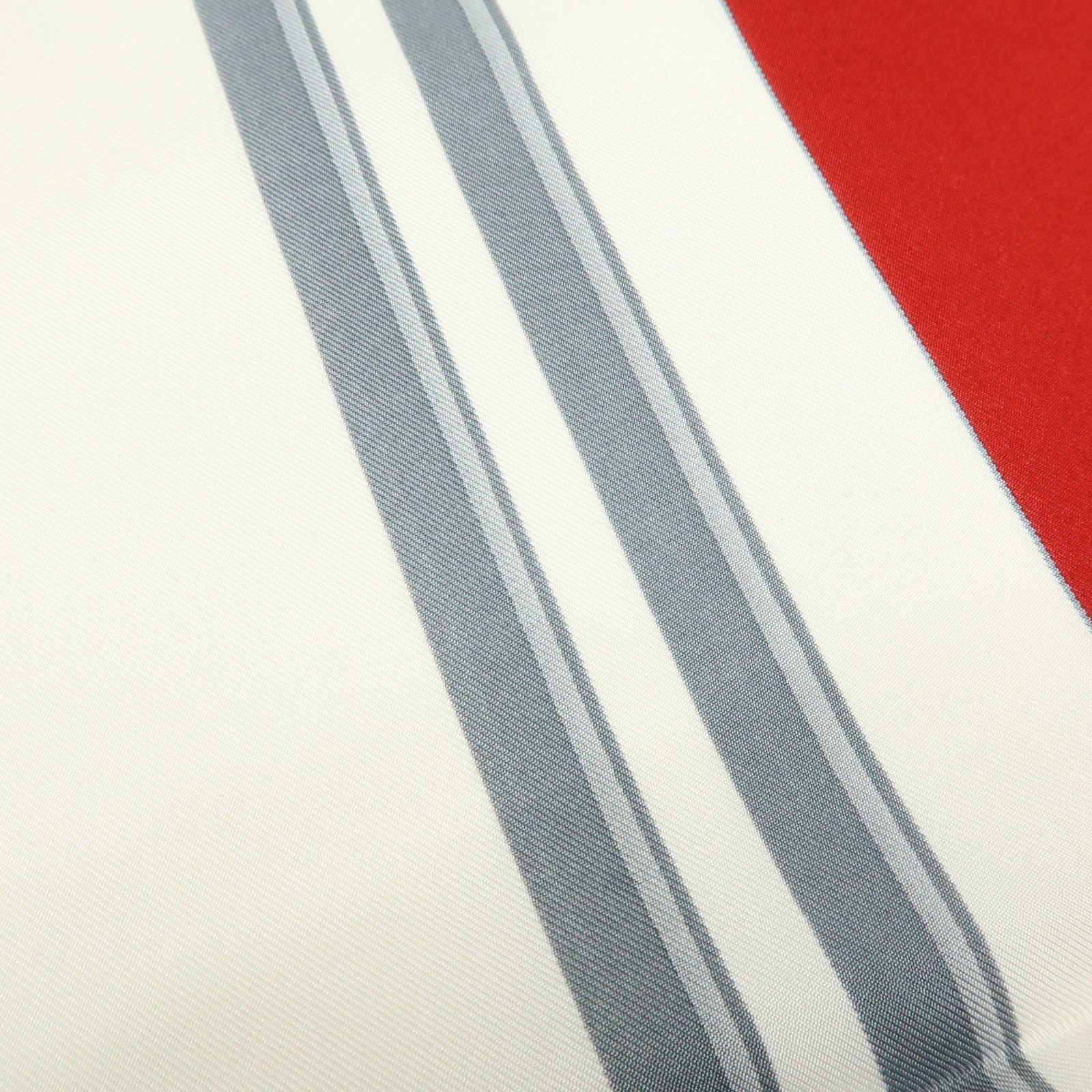 HERMES Carre 90 Silk 100% BRIDES DE GALA Scarf Red Gold