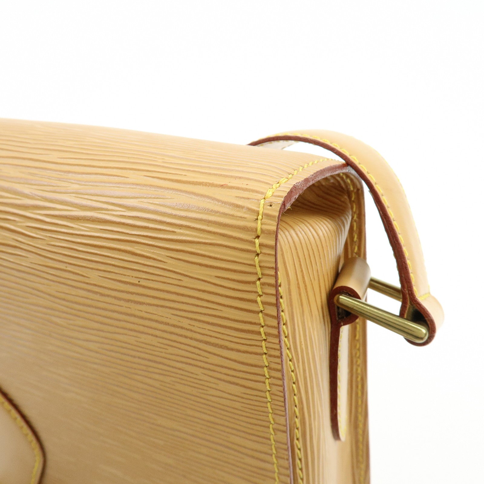 Louis Vuitton Epi Saint Cloud Shoulder Bag Winnipeg Beige M52196