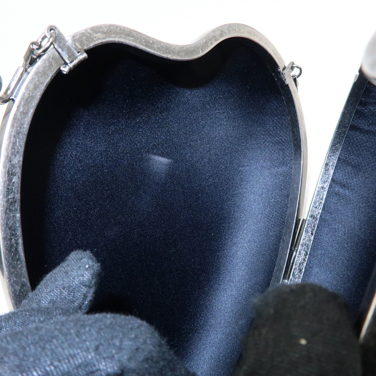 SAINT LAURENT PARIS LOVE BOX Cassandra Leather Shoulder Bag 466212