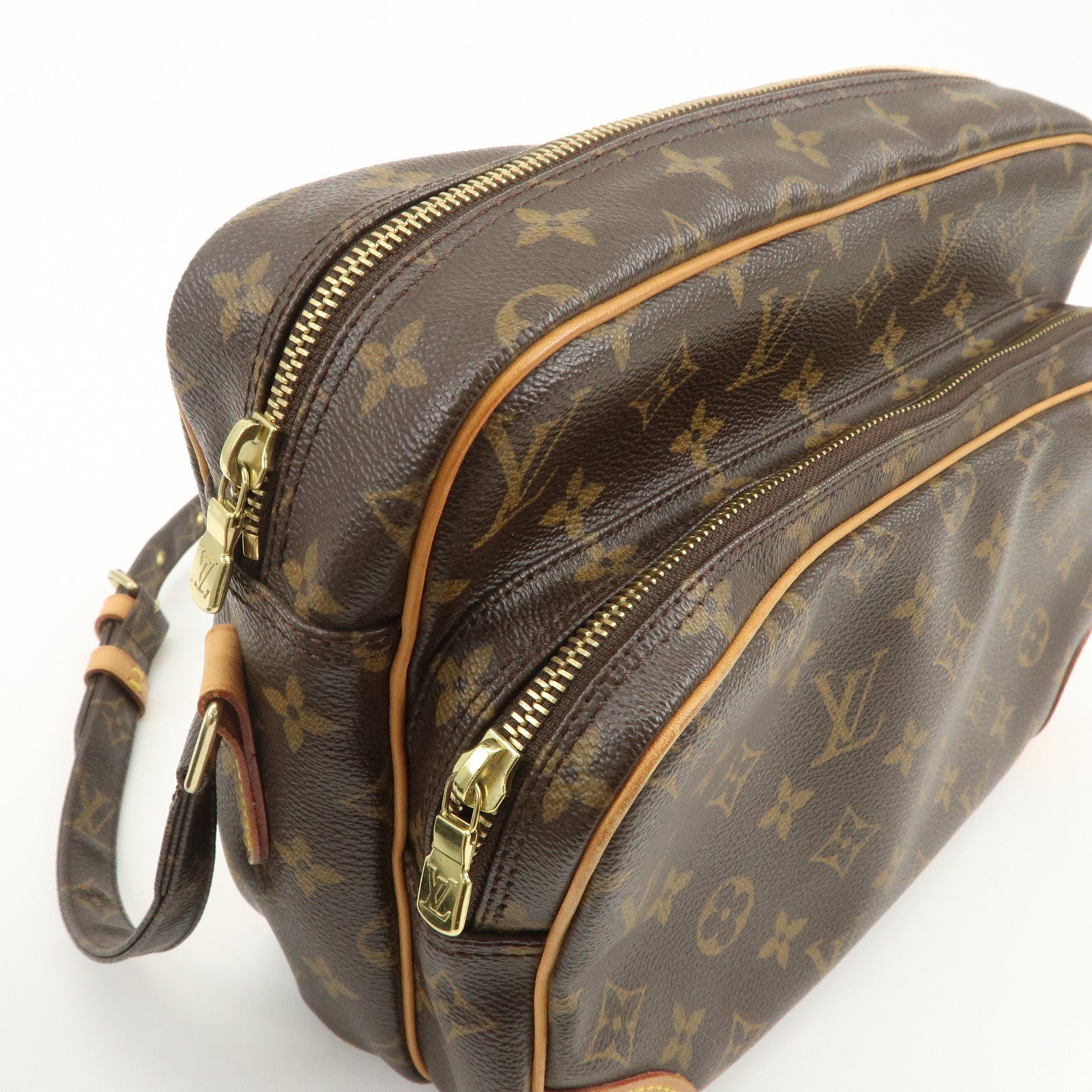 Louis Vuitton Monogram Nile Shoulder Bag Crossbody Bag M45244