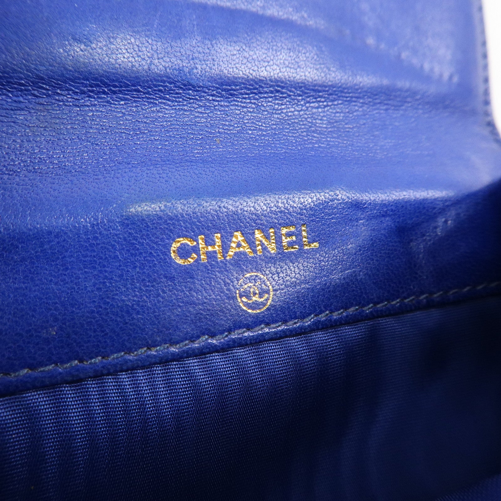 CHANEL COCO Mark Caviarskin W Hook Compact Wallet Navy A01427