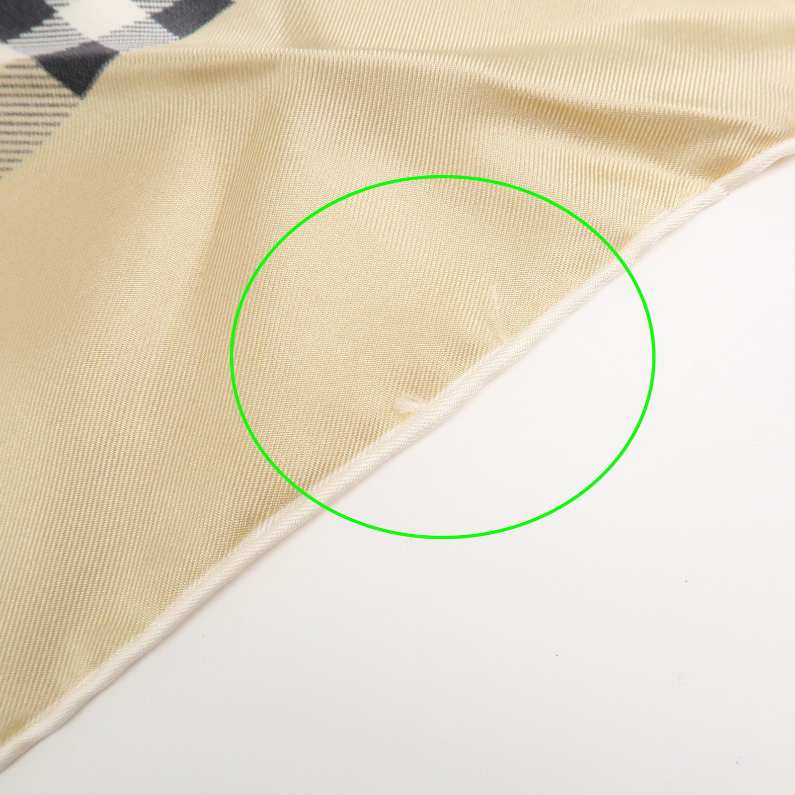 BURBERRY Nova Plaid Silk 100% Scarf 90×90 Beige