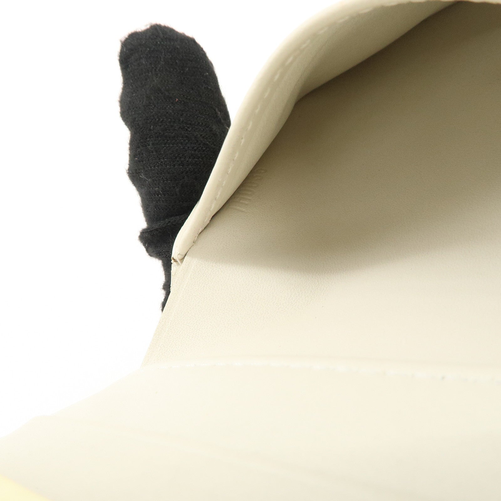 Louis Vuitton Monogram Vernis Porte Monnaie Couer Perle Compact Wallet M91351 Used