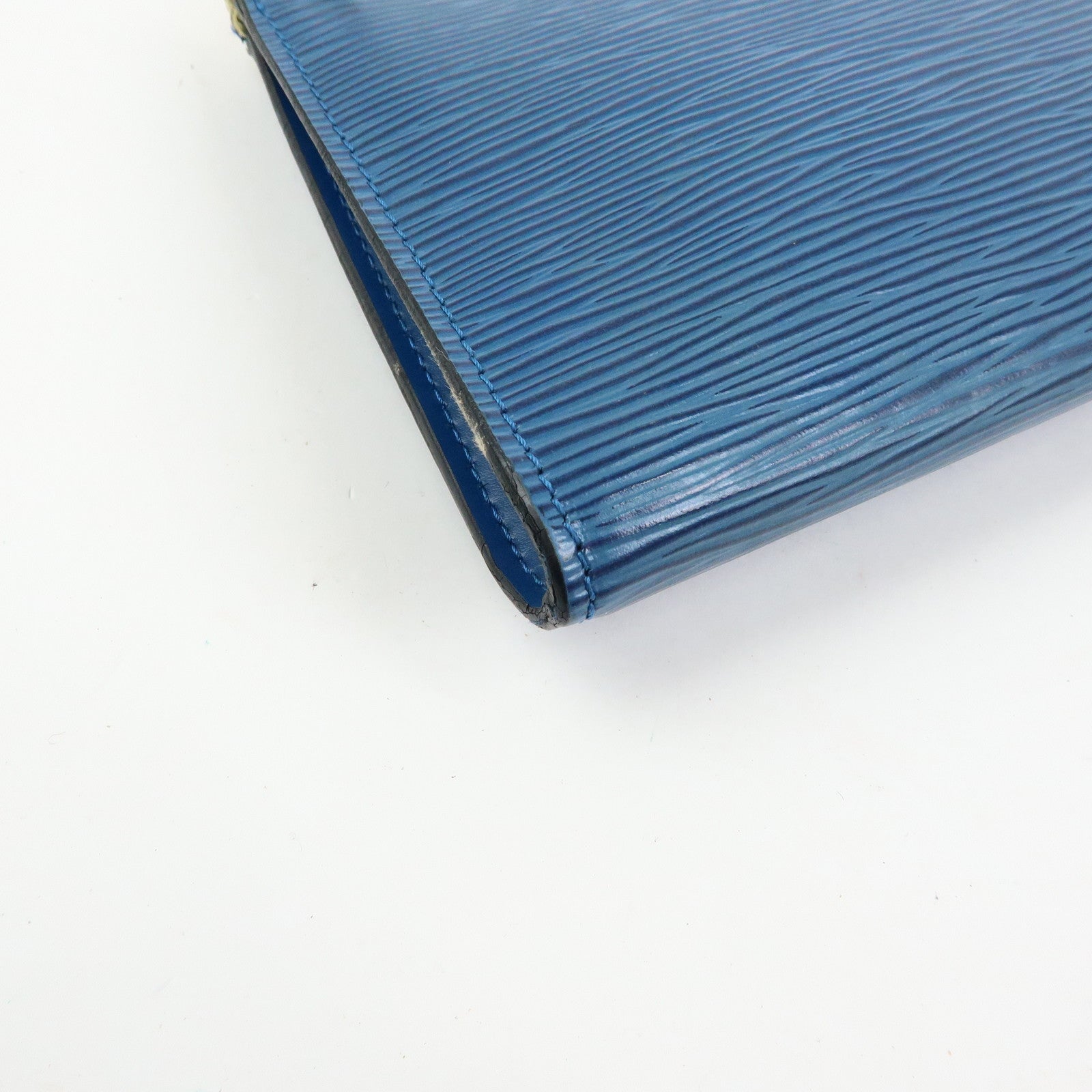 Louis Vuitton Epi Pochette Accessoires Pouch Toledo Blue M52945