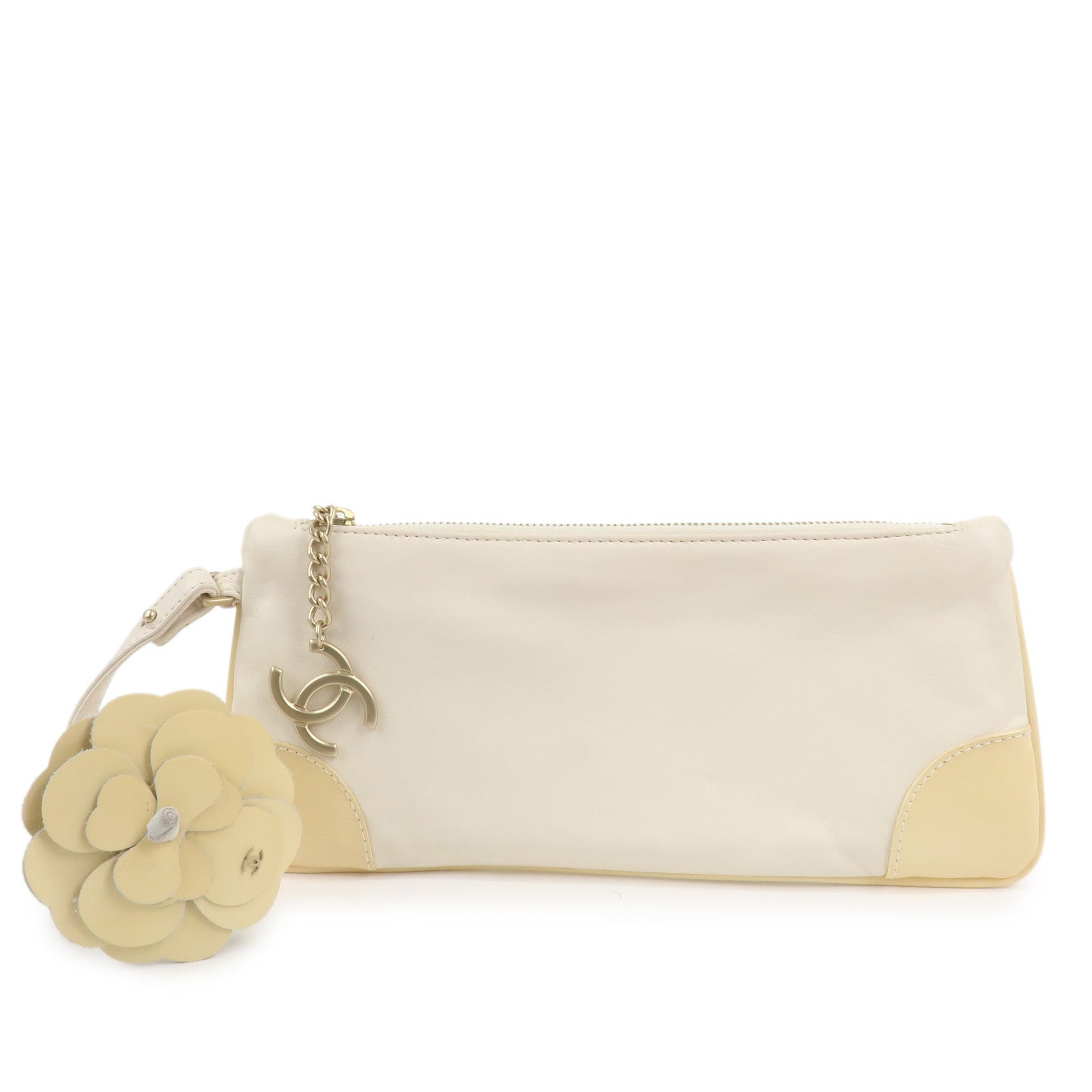 CHANEL Camellia Leather Patent Leather Clutch Bag Wrist Bag Ivory