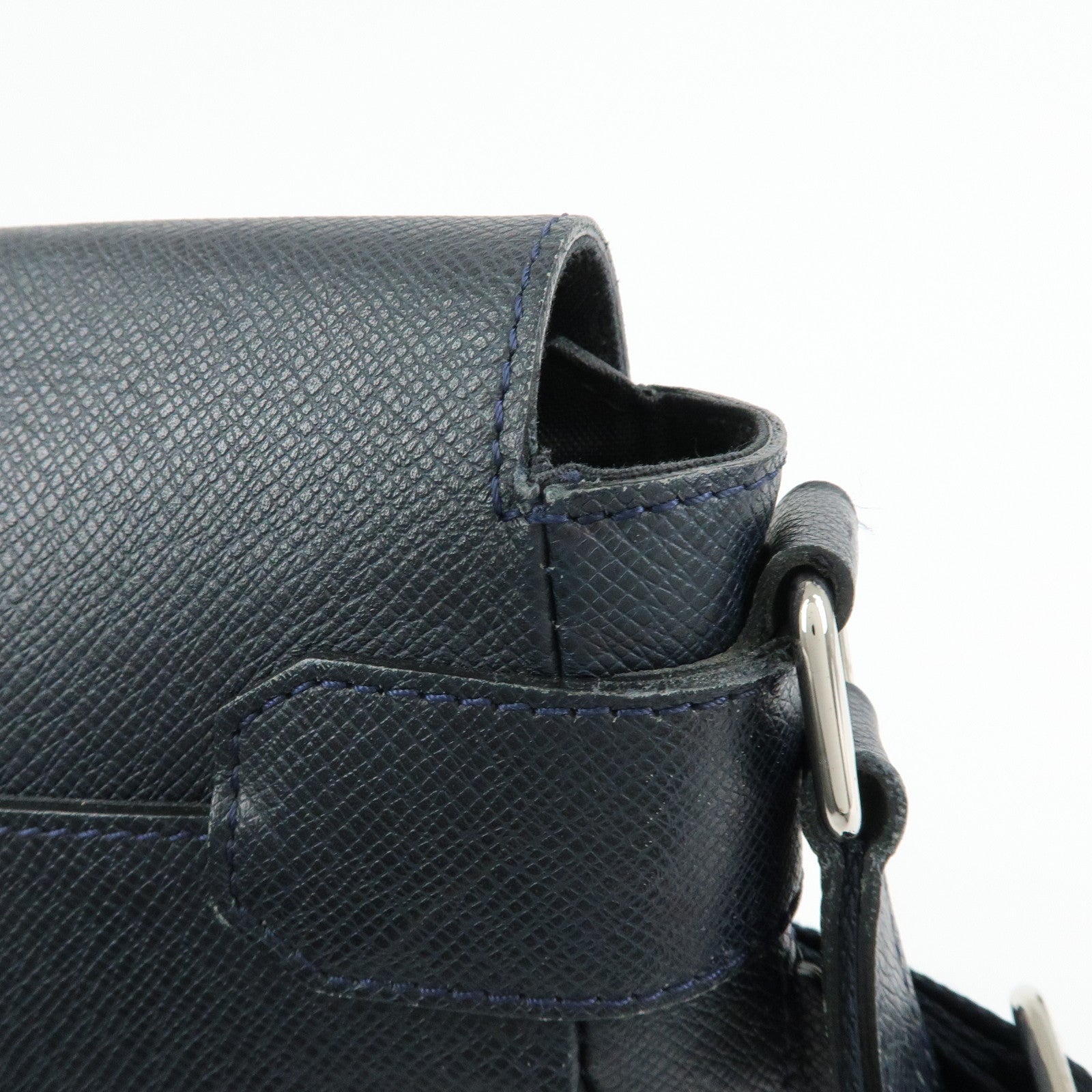 Louis Vuitton Taiga Leather Shoulder Crossbody Bag Boreal M32632