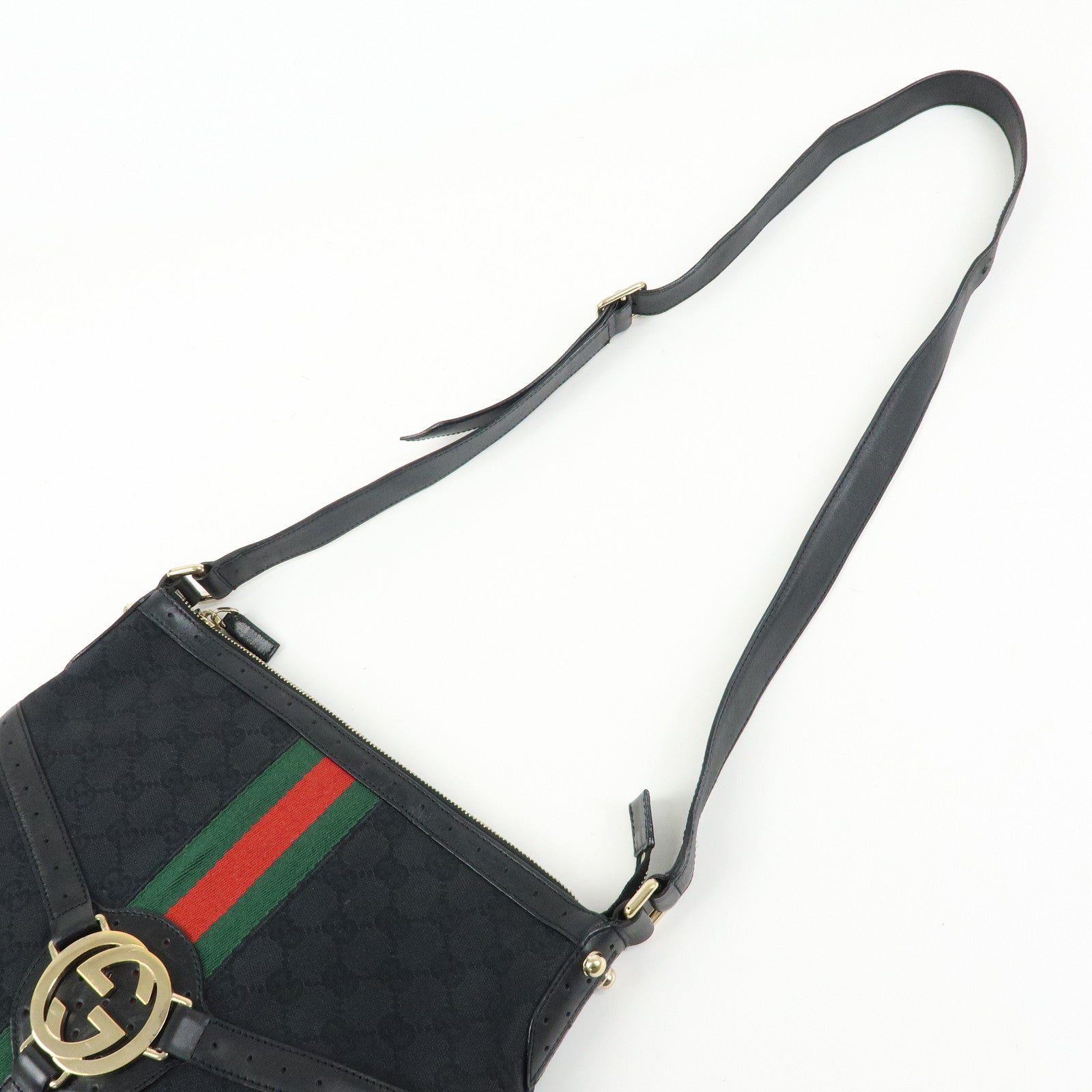 GUCCI Sherry Interlocking G GG Canvas Leather Shoulder Bag 131033