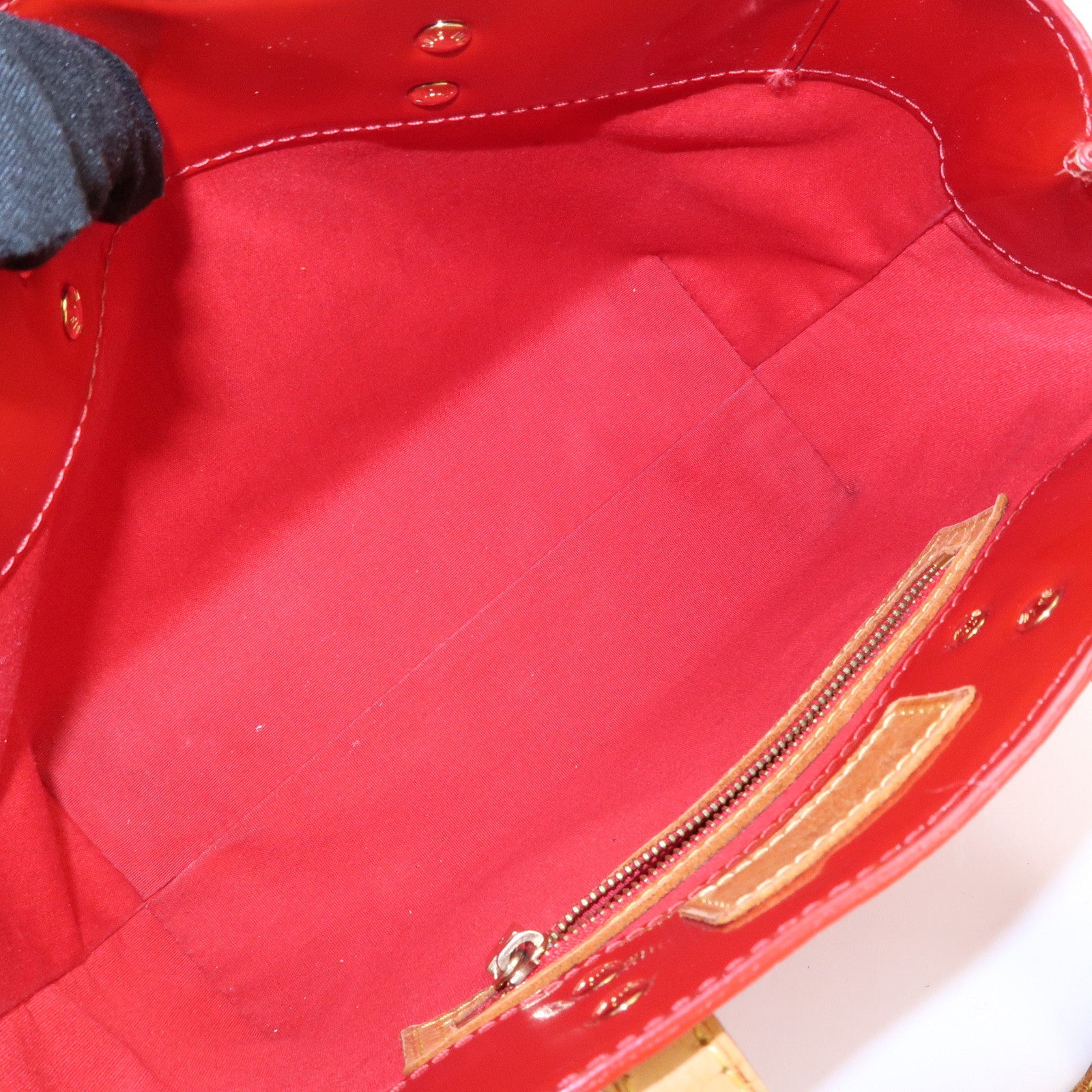 Louis Vuitton Monogram Vernis Lead PM Hand Bag Rouge M91088