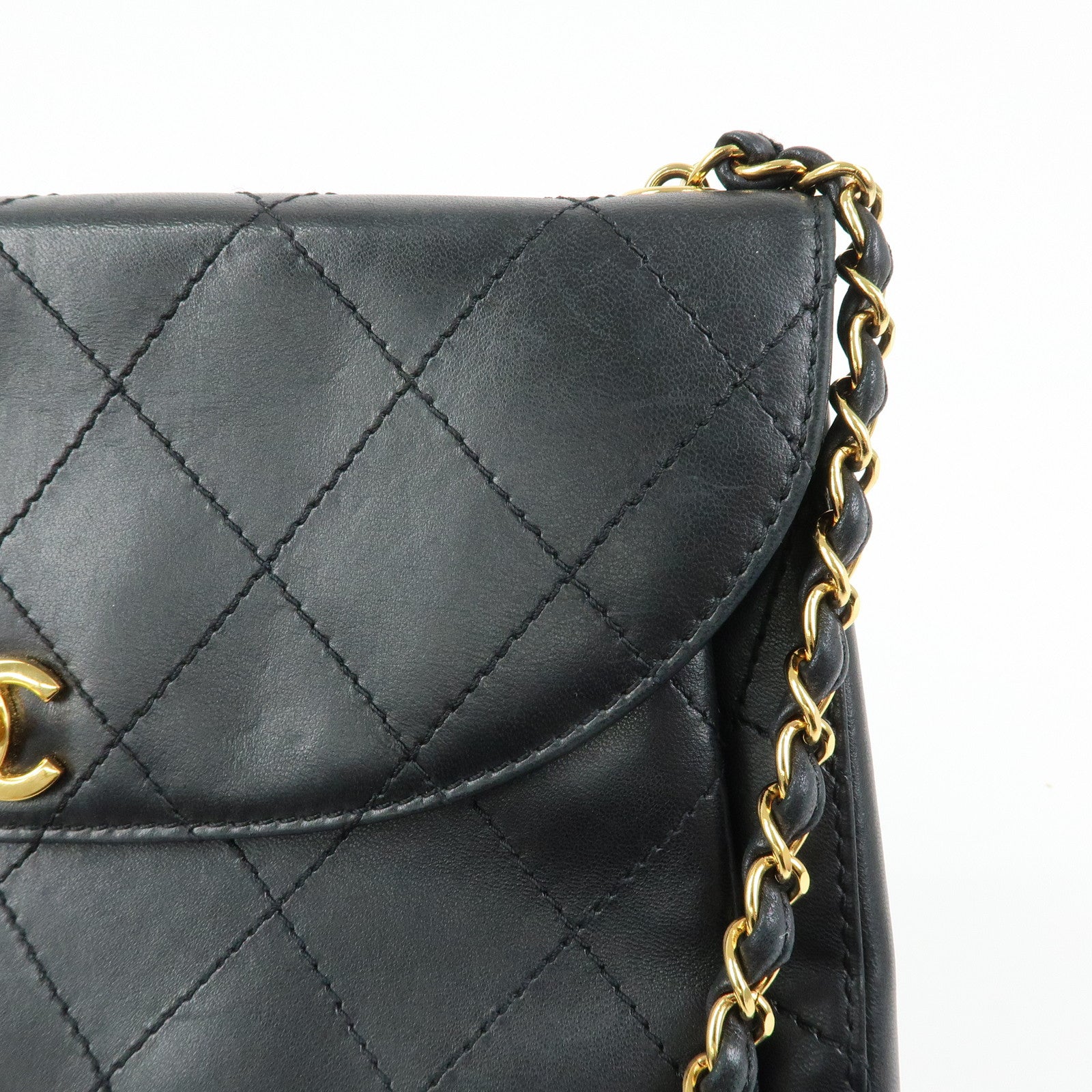 CHANEL Matelasse Lamb Skin Chain Shoulder Bag Black Gold