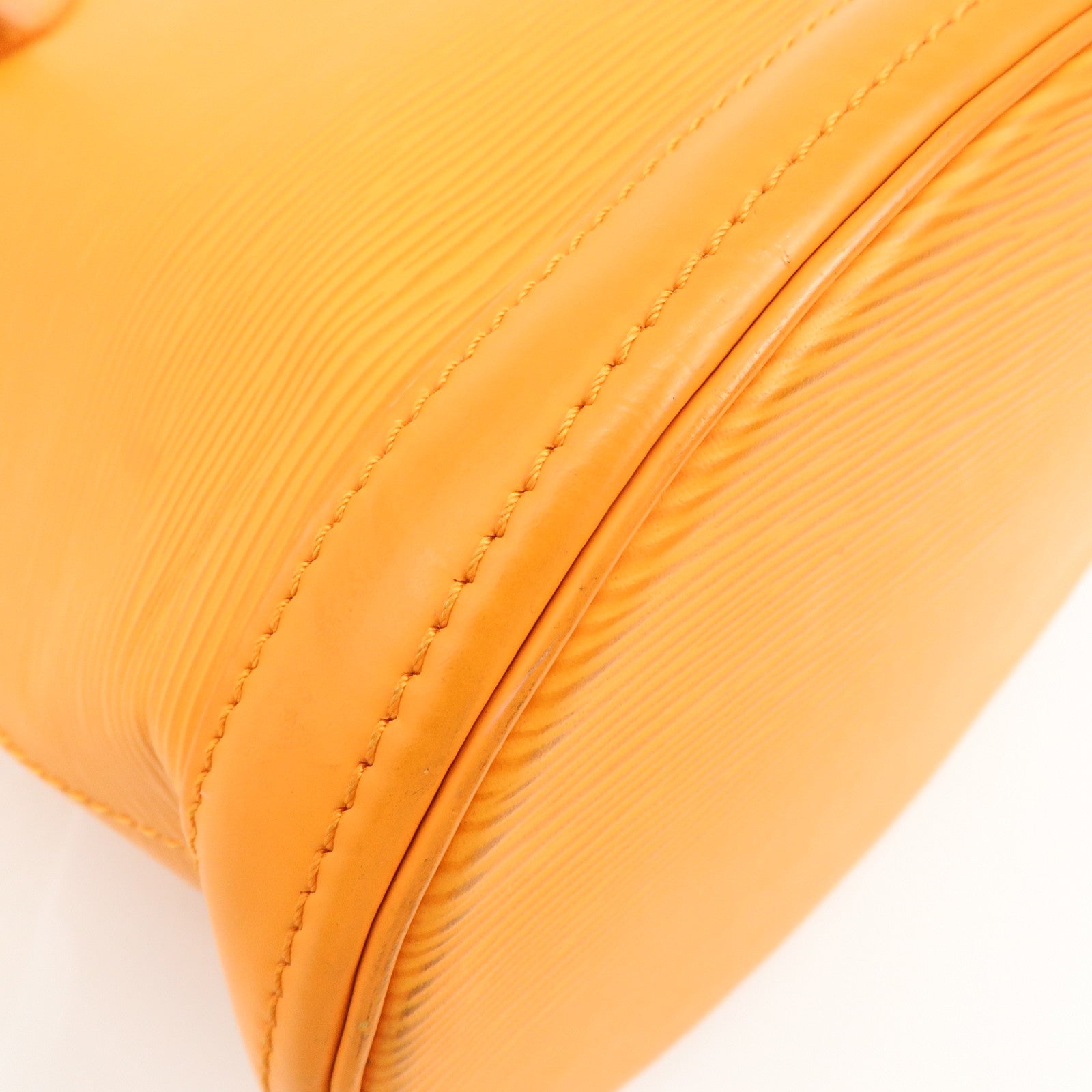Louis Vuitton Epi Bucket PM Shoulder Bag Tote Bag Mandarin M5899H
