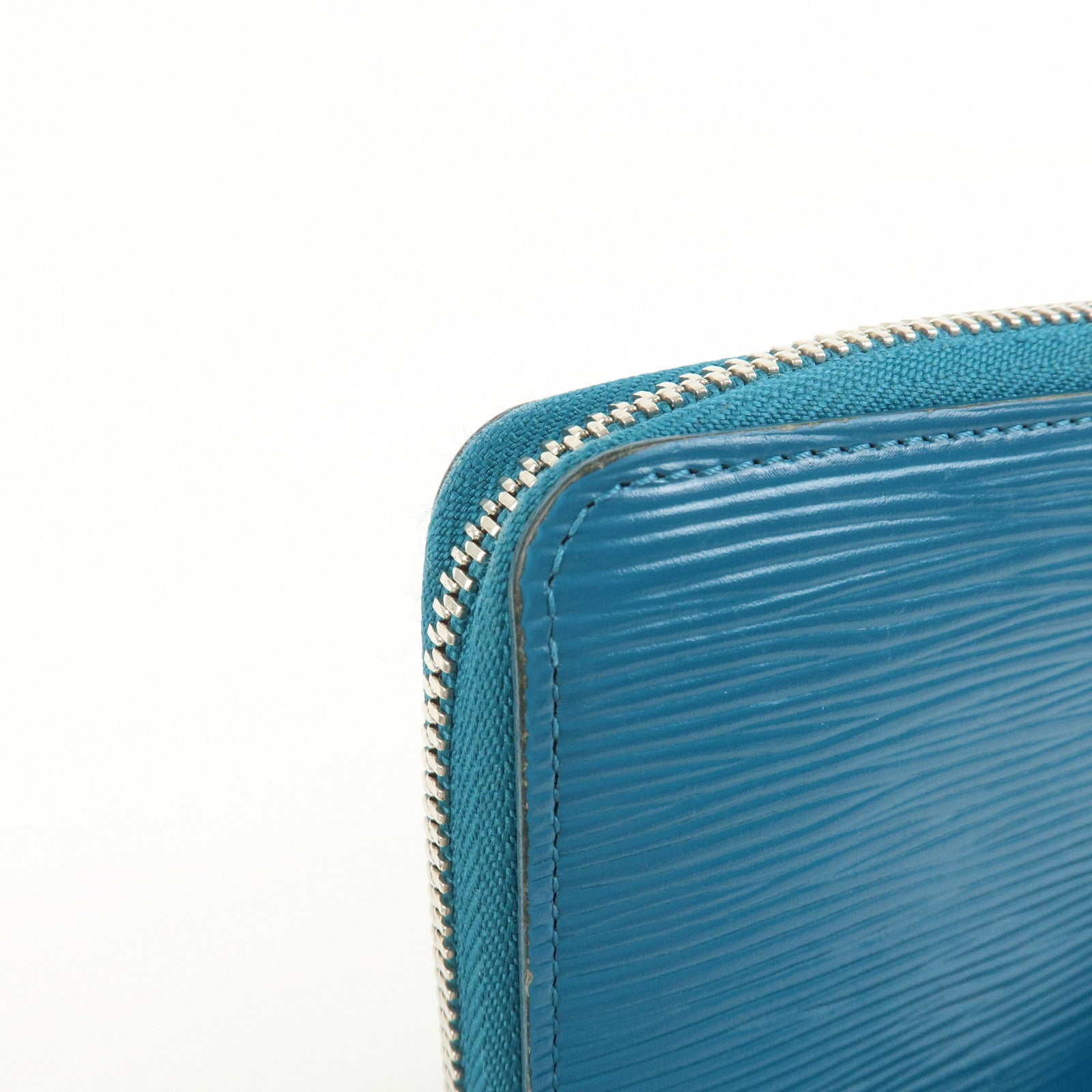 Louis Vuitton Epi Leather Zippy Long Wallet Cyan Blue M60311