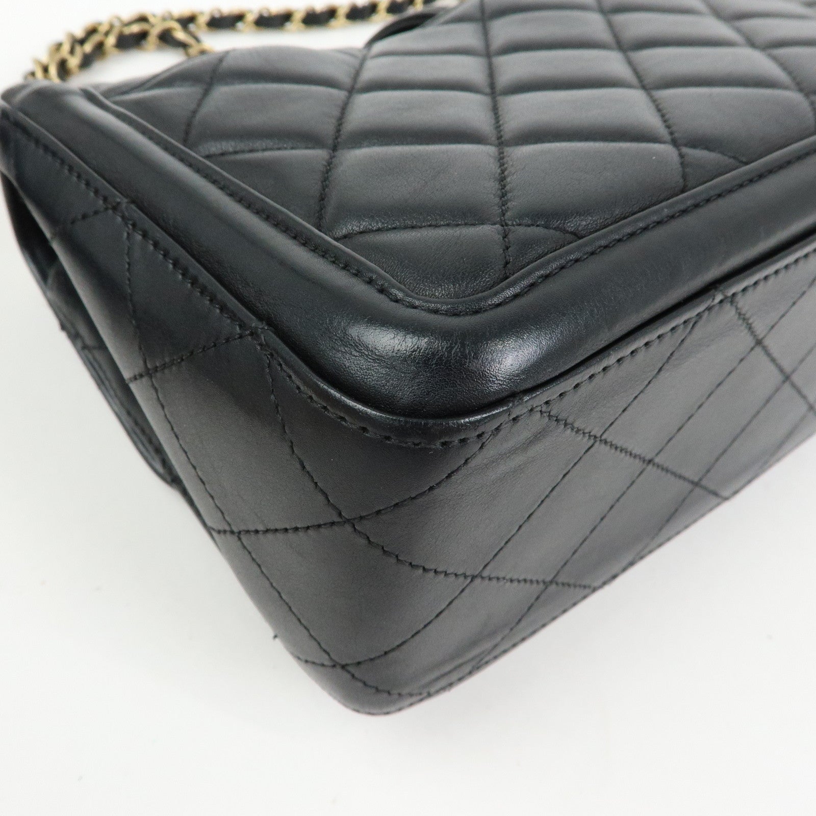 CHANEL Matelasse Lamb Skin Double Chain Single Flap Shoulder Bag