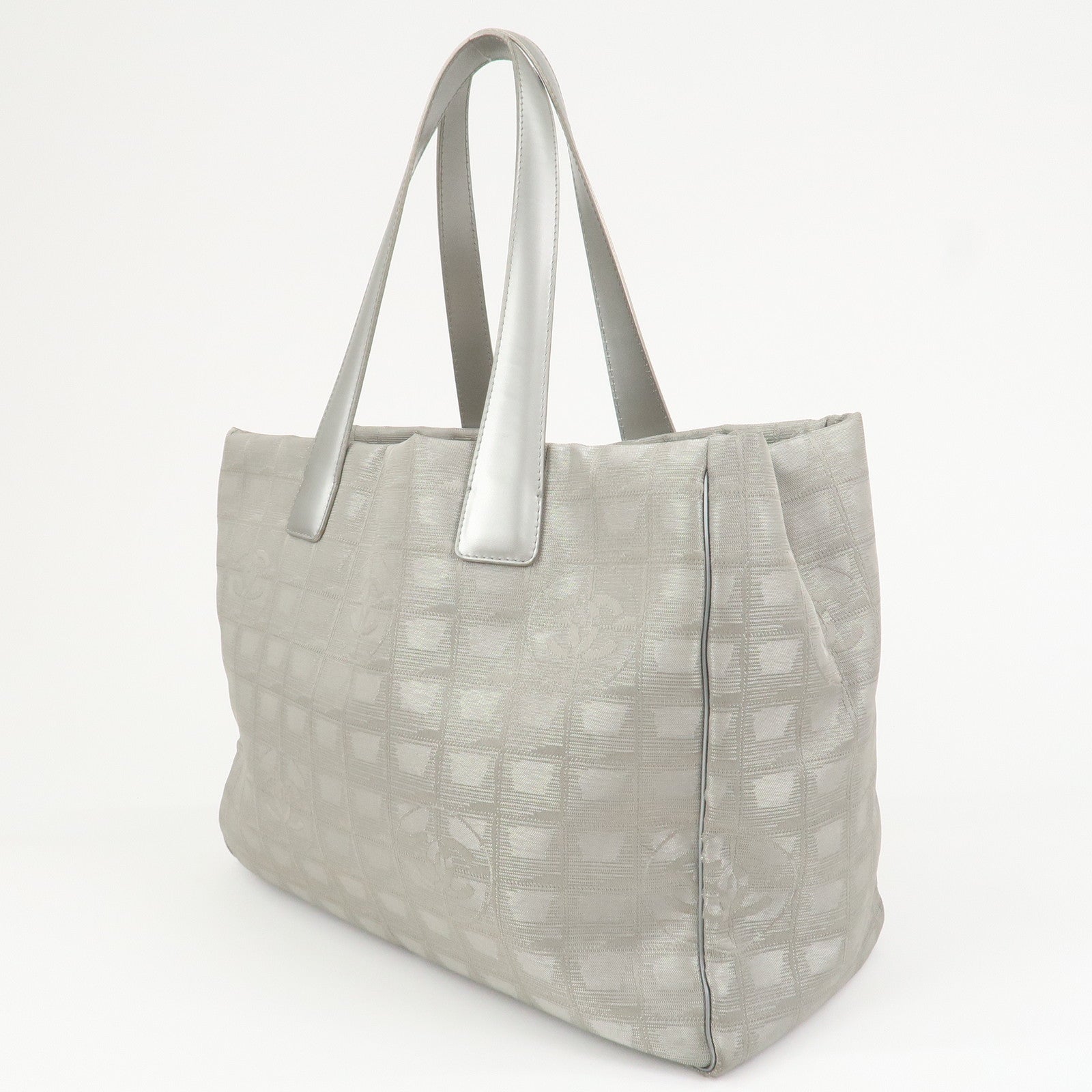 CHANEL New Travel Line Nylon Jacquard Leather Tote Bag MM A15991