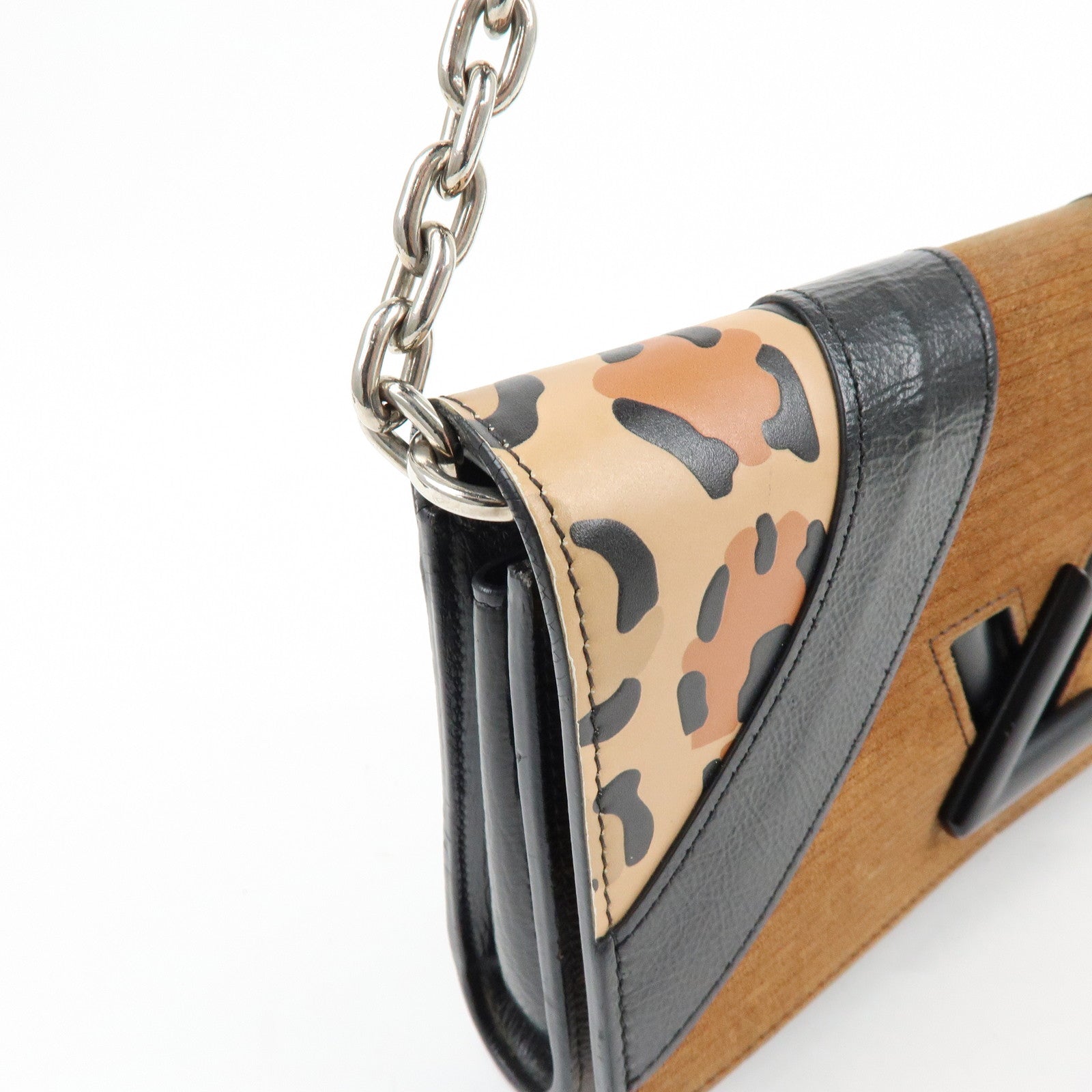 Louis Vuitton Monogram Portefeuille Twist Chain Shoulder Bag M51832
