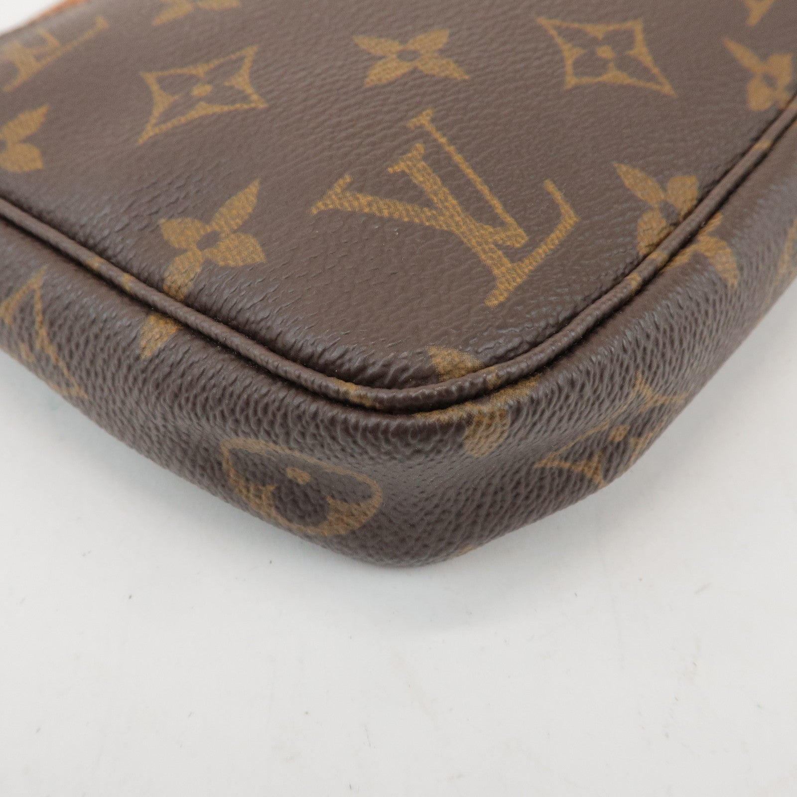 Louis Vuitton Monogram Pochette Accessoires Pouch Hand Bag M51980