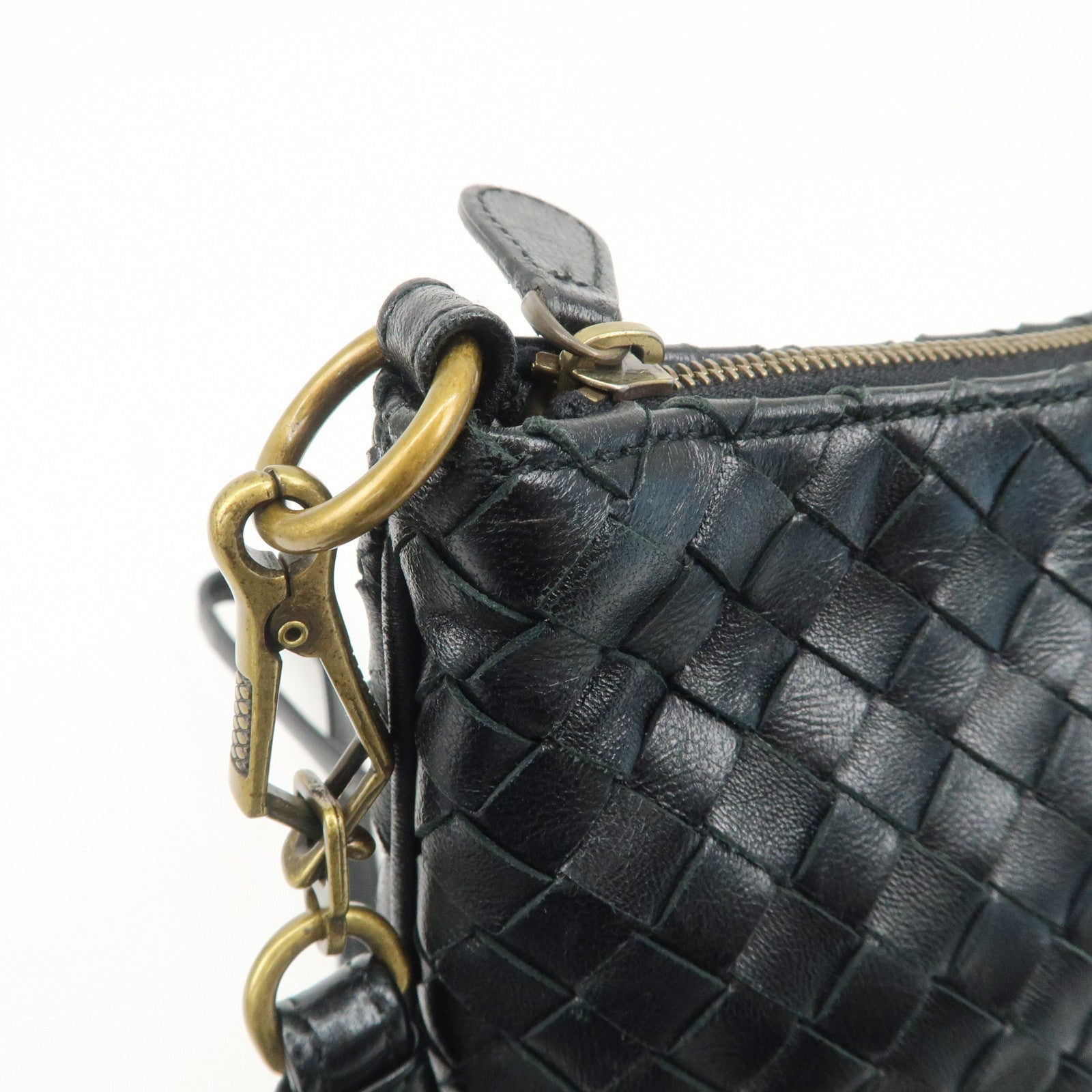 BOTTEGA VENETA Intrecciato Leather Shoulder Bag Black 217981 Used
